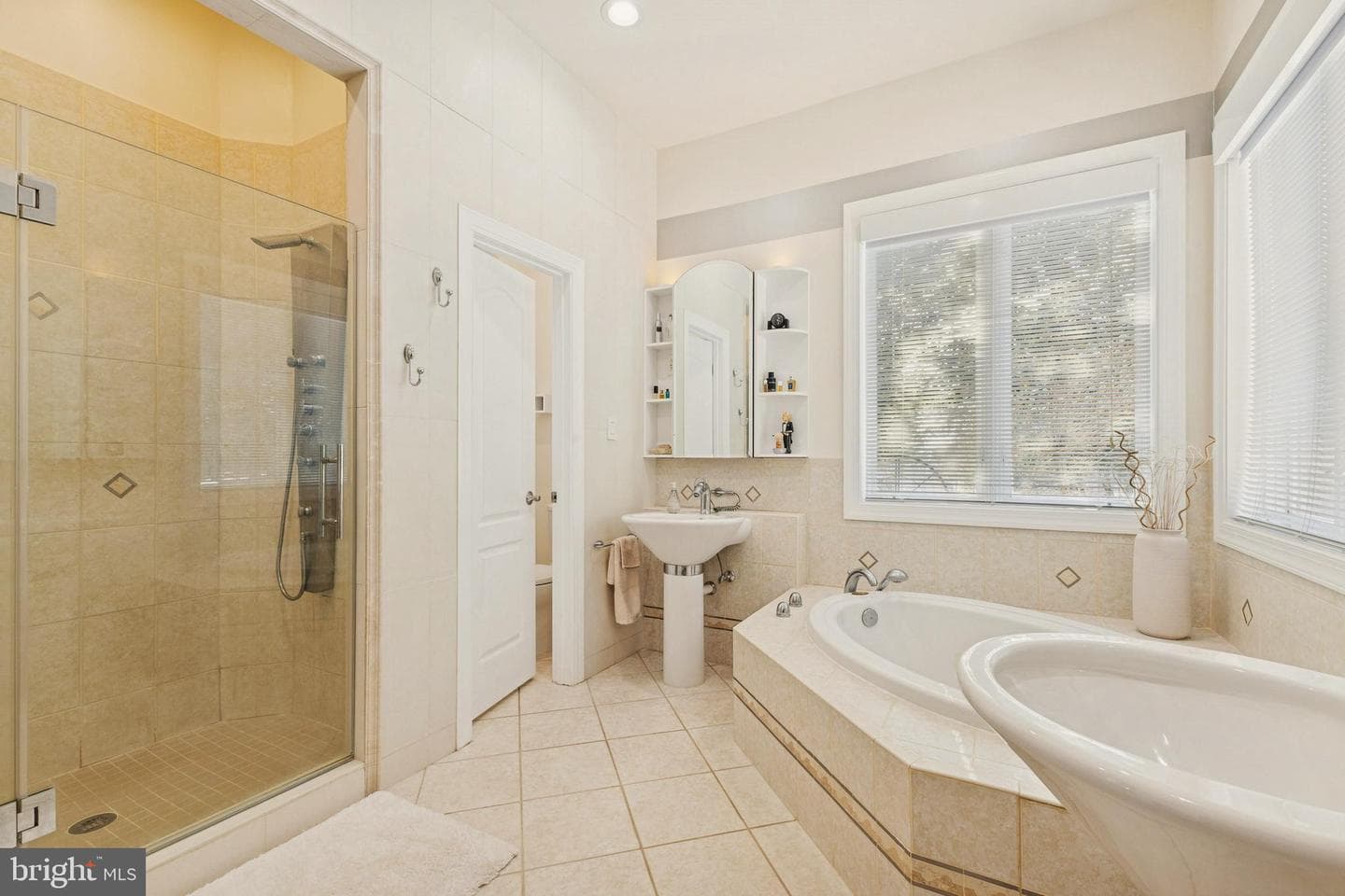 8268 Roxborough Loop photo 68