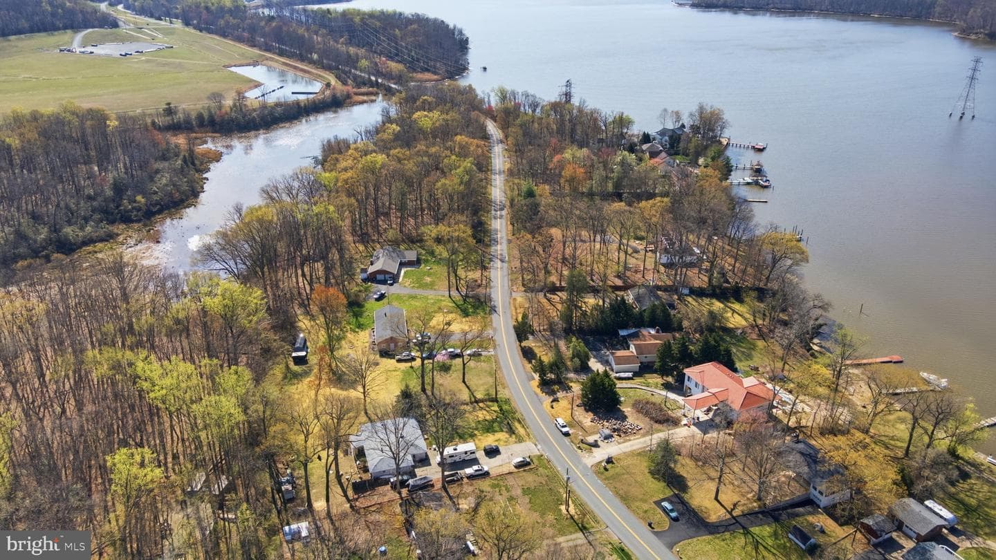 18330 Possum Point Road photo 10