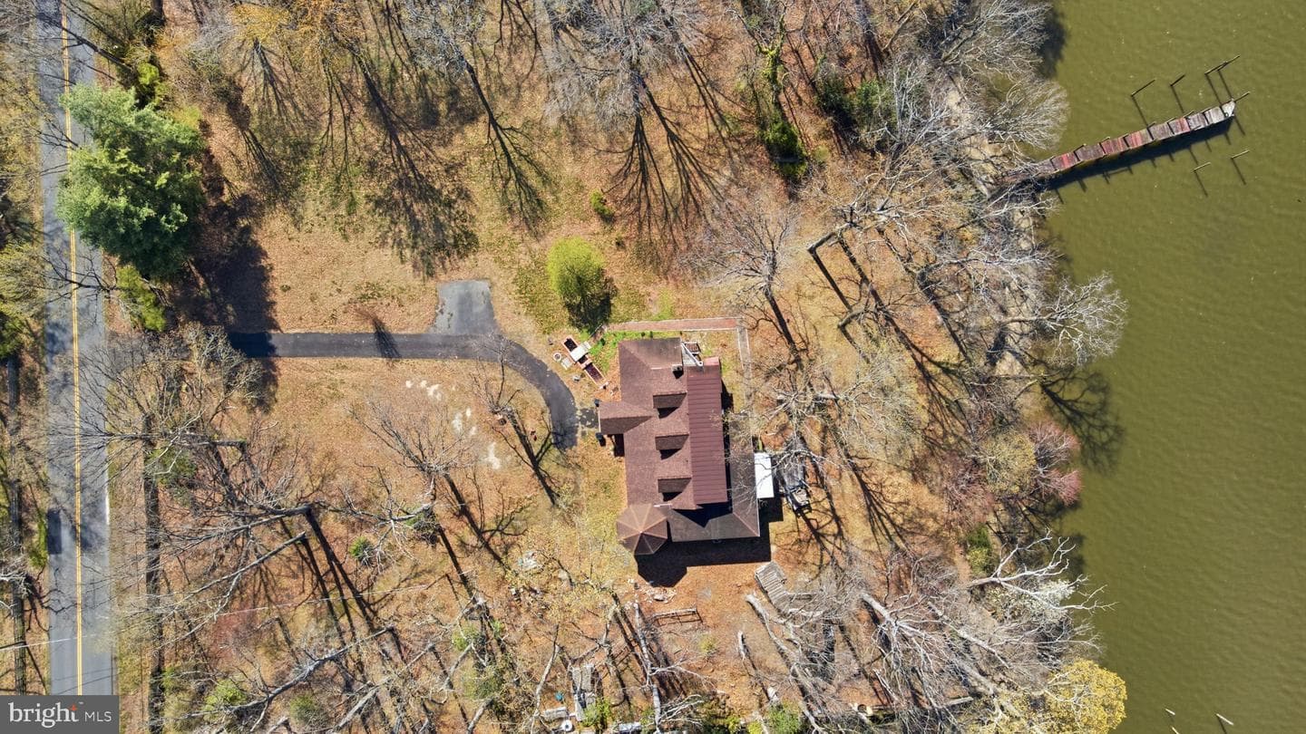 18330 Possum Point Road photo 16