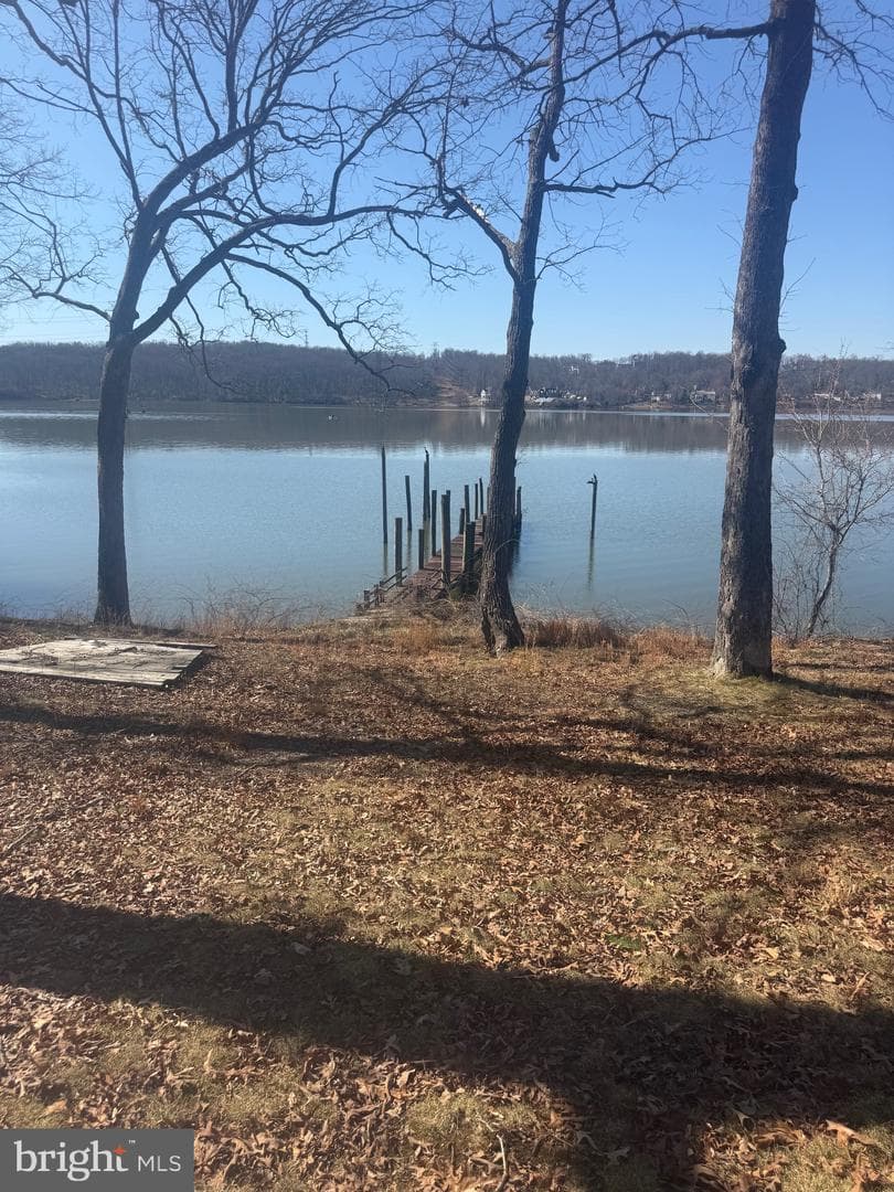 18330 Possum Point Road photo 7