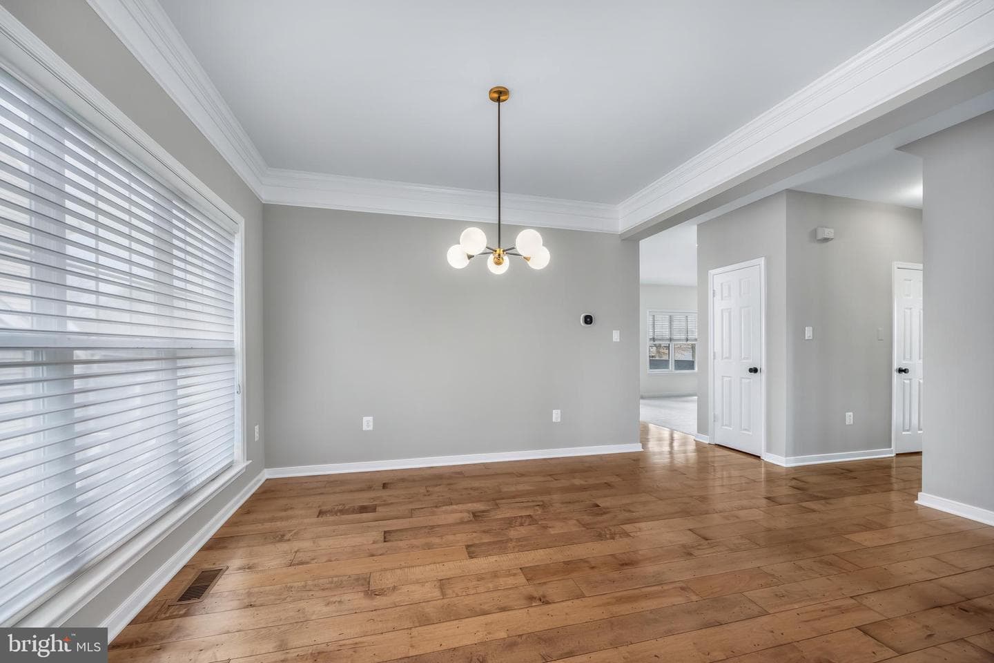 4925 Breeze Way photo 16