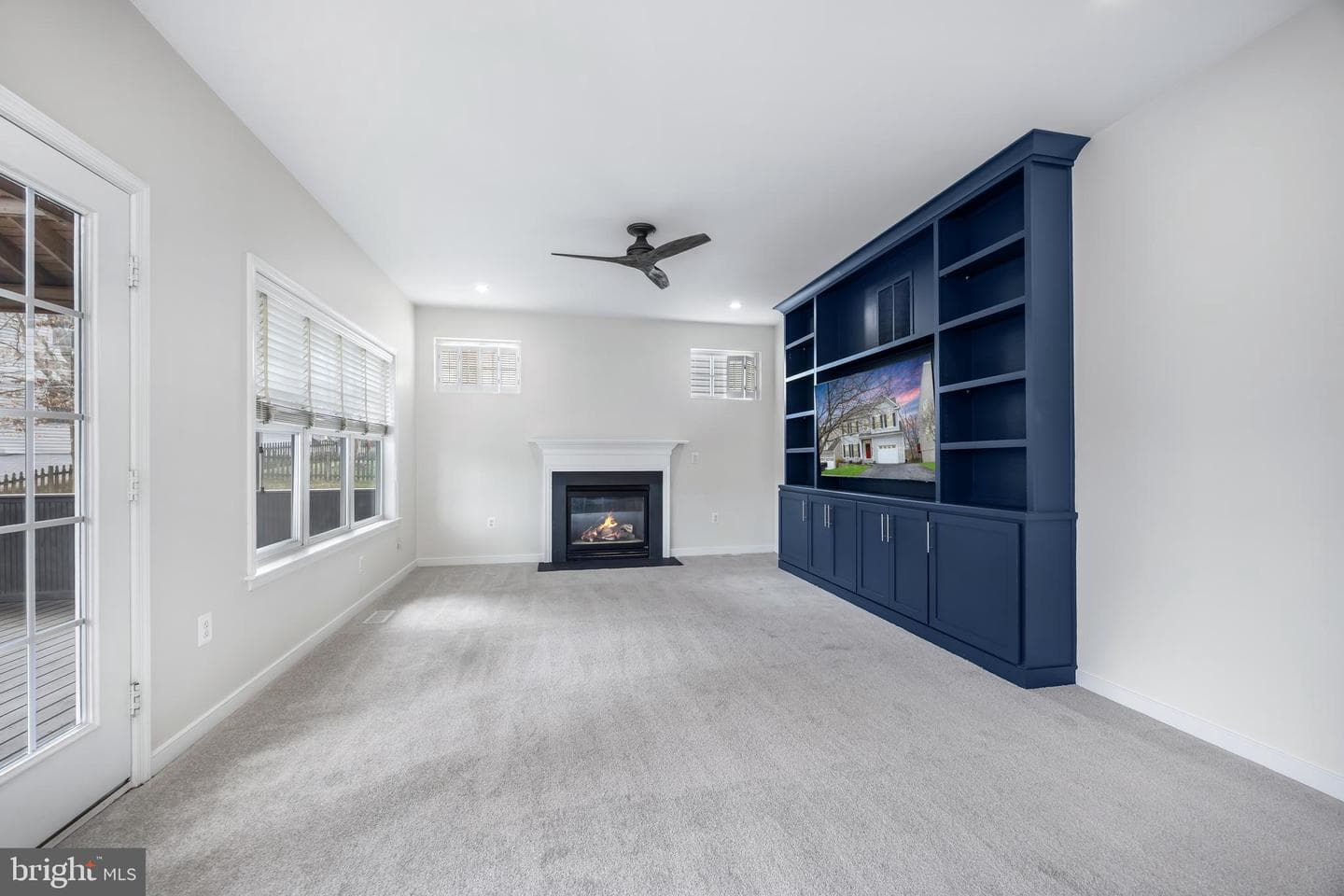 4925 Breeze Way photo 22