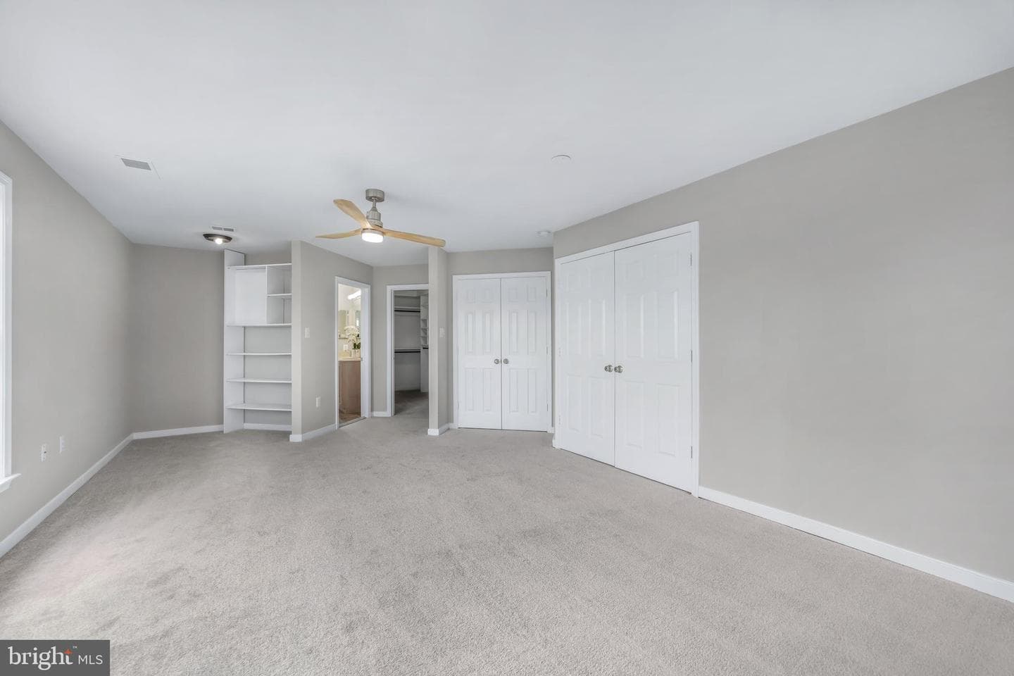4925 Breeze Way photo 43