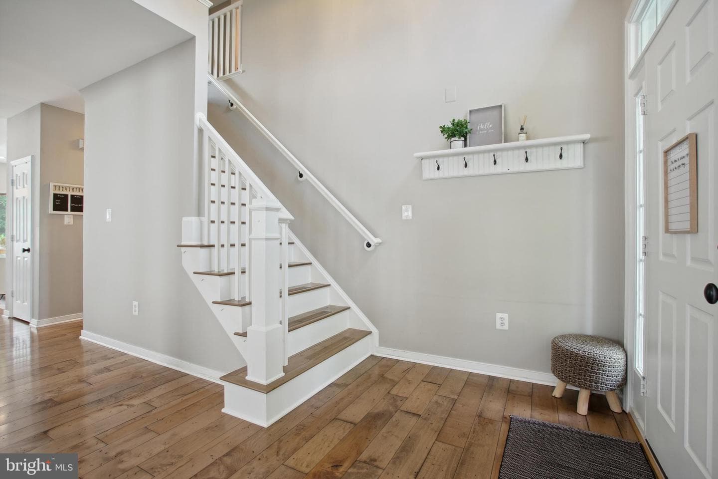 4925 Breeze Way photo 7