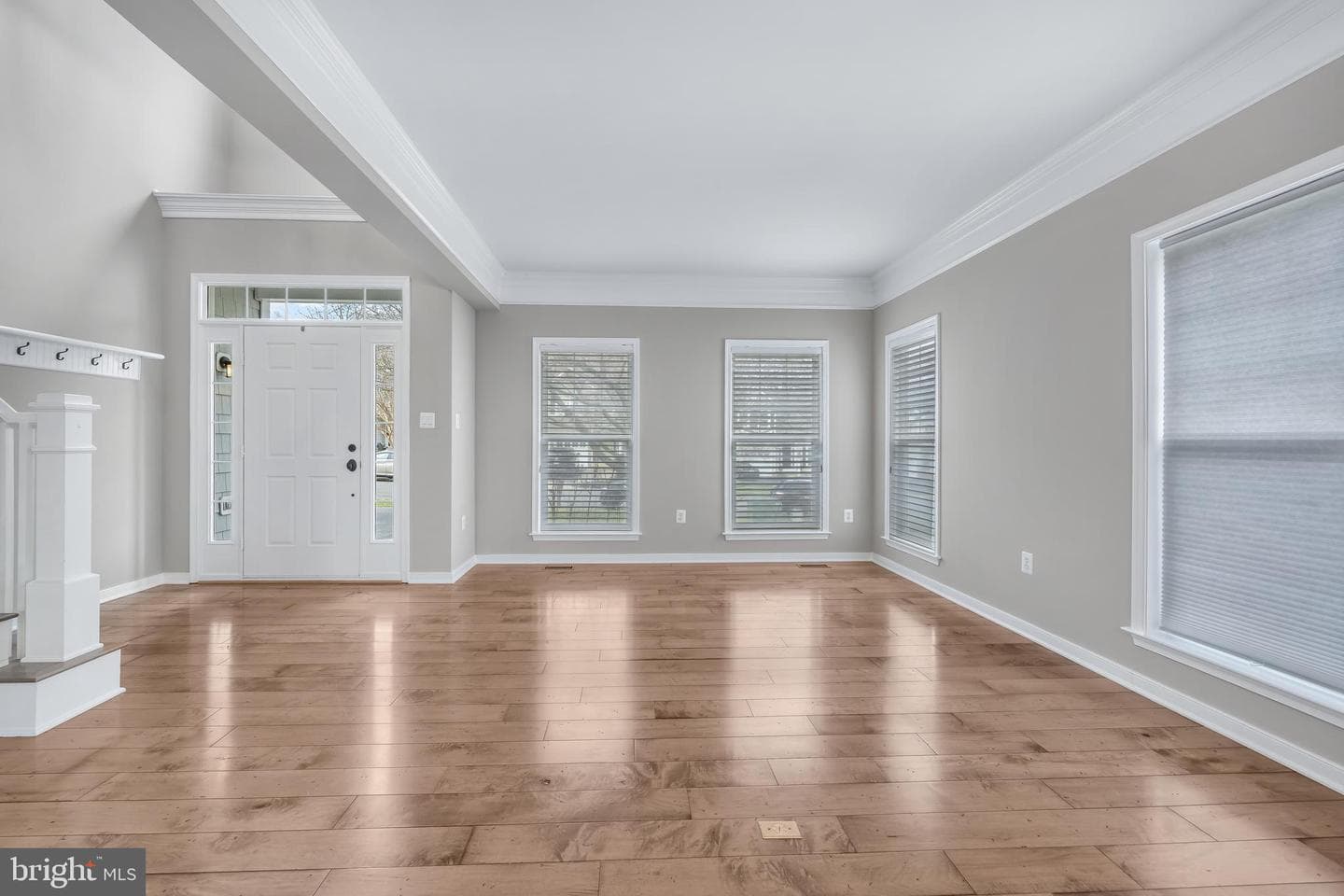4925 Breeze Way photo 9
