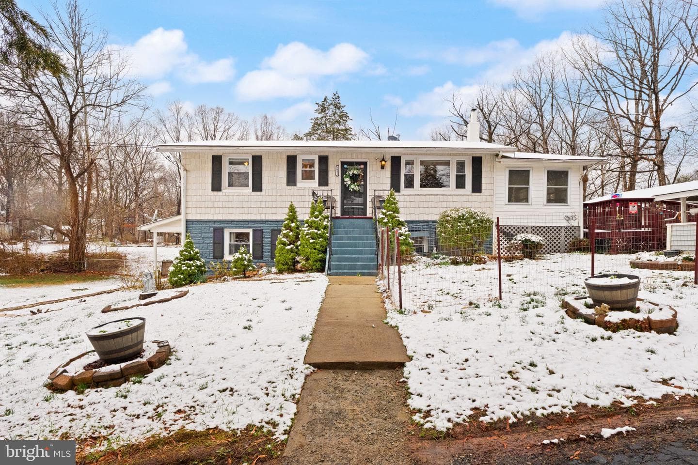 7411 Bull Run Road photo 3