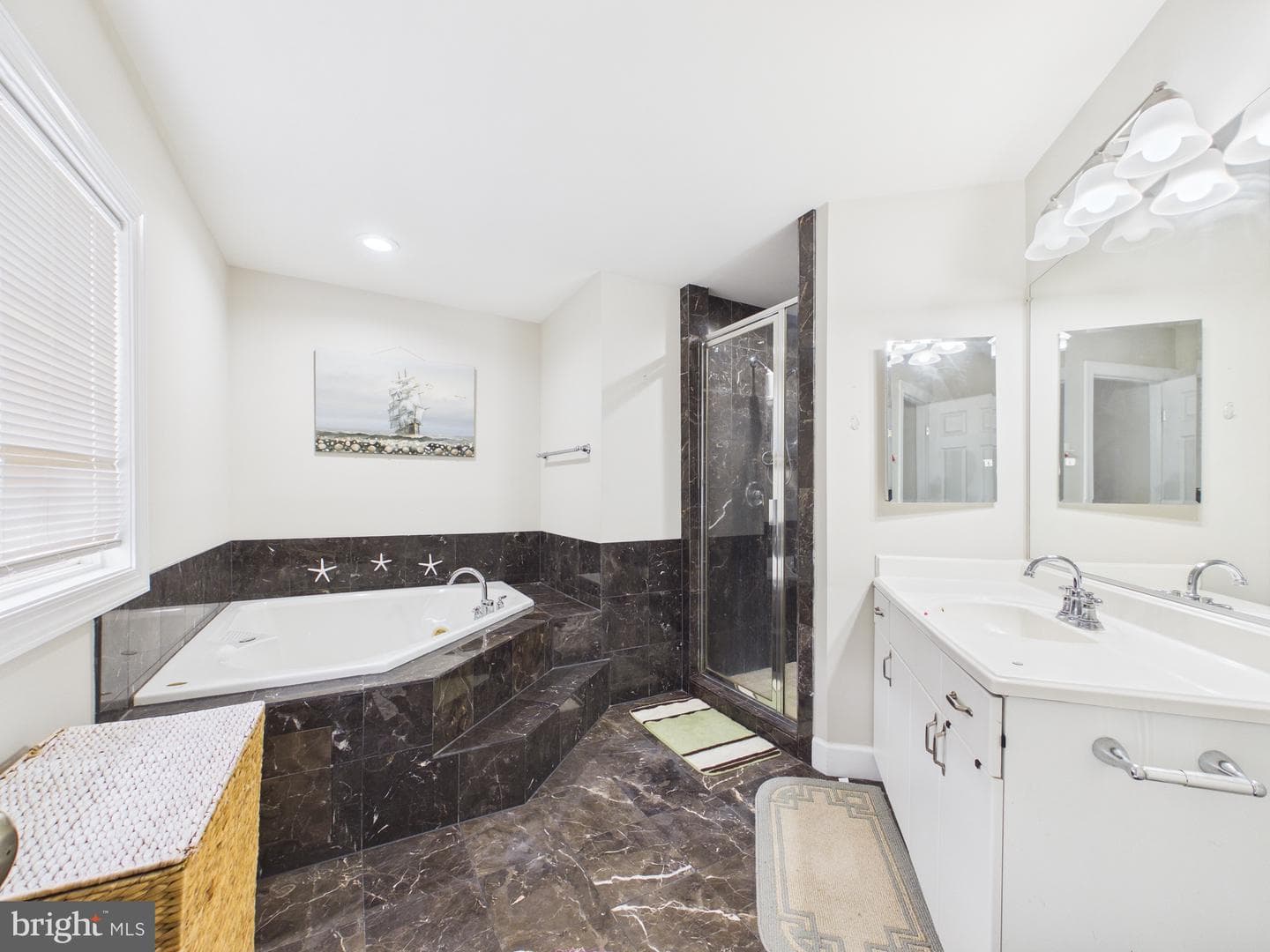 14559 Eastman Street photo 18