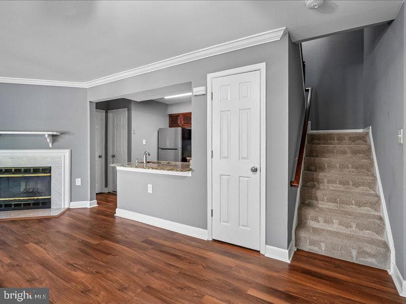 12123 Salemtown Drive photo 6
