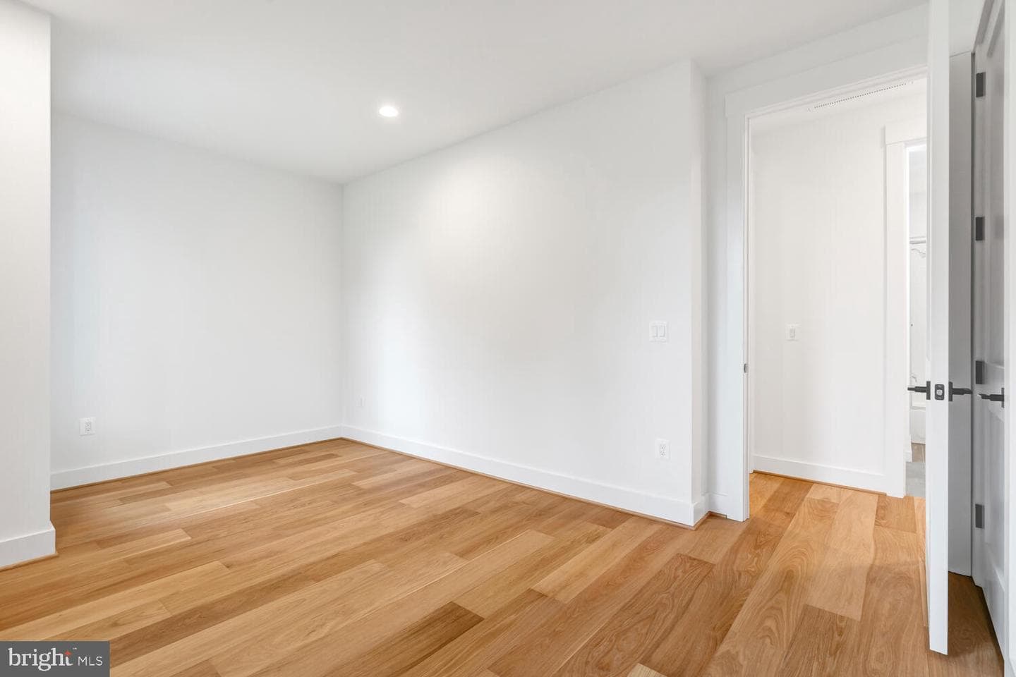 13711 Joyce Road photo 28