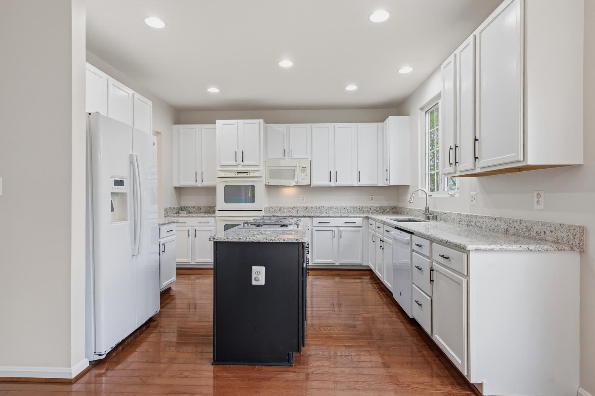 9935 Nethy Bridge Court photo 20