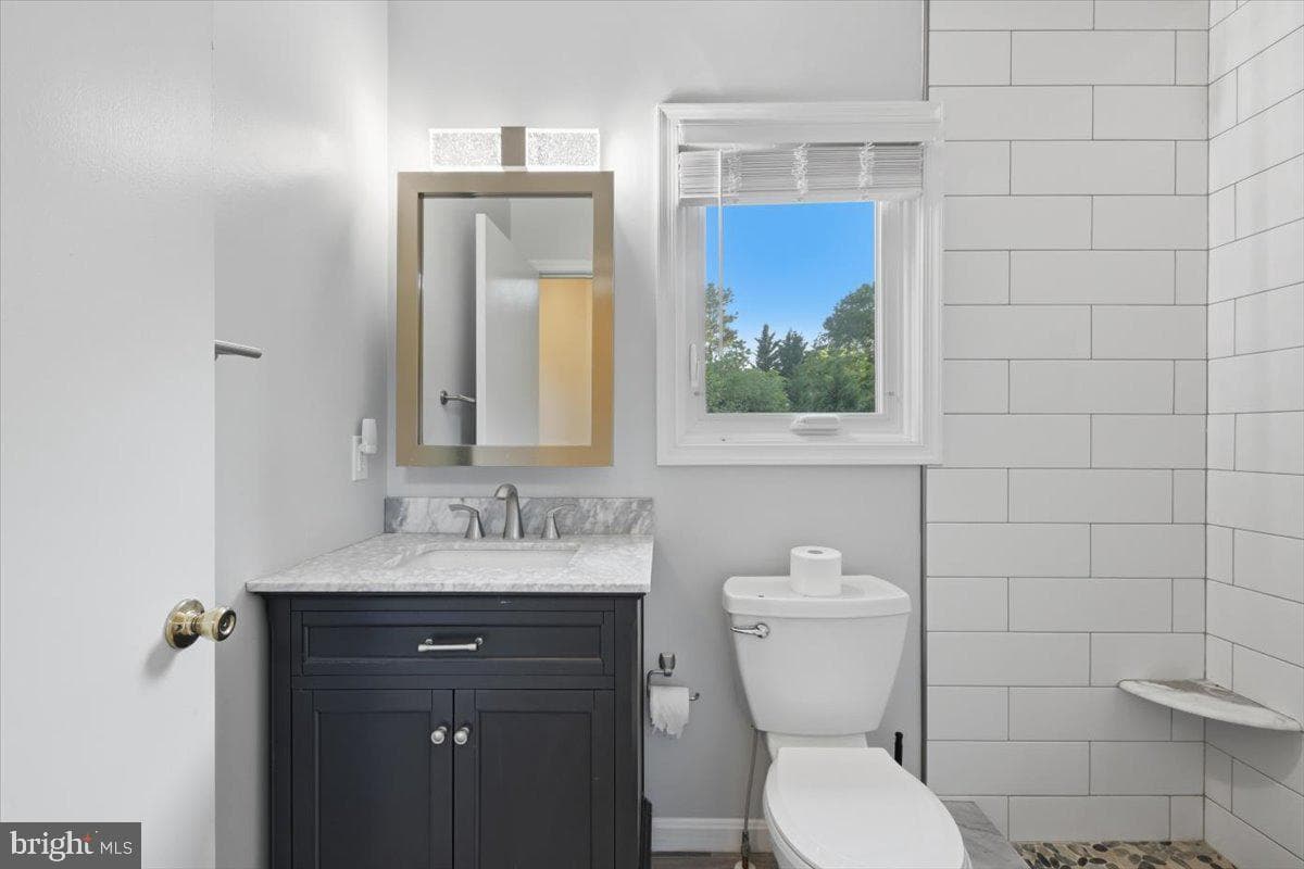 4366 Stepney Drive photo 32
