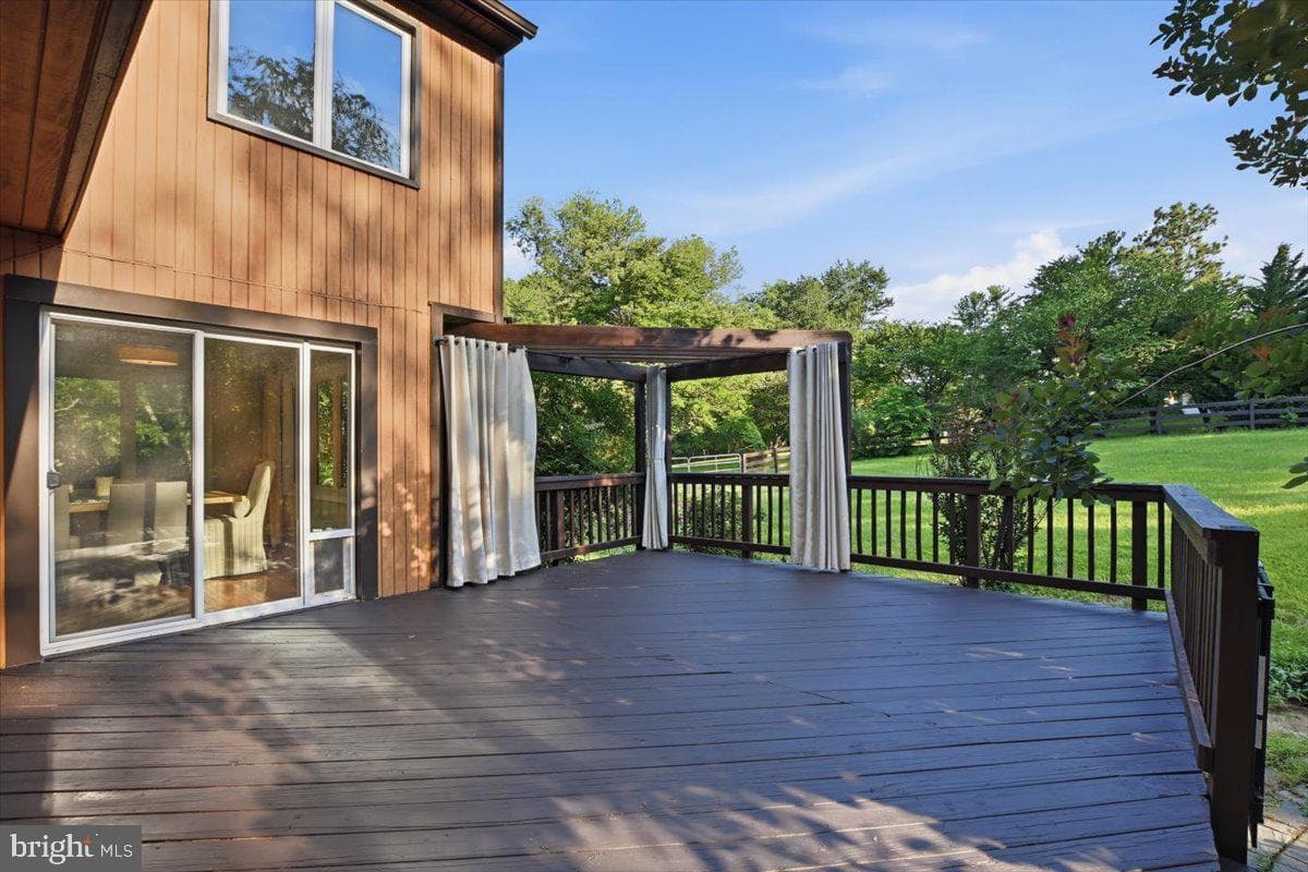 4366 Stepney Drive photo 39
