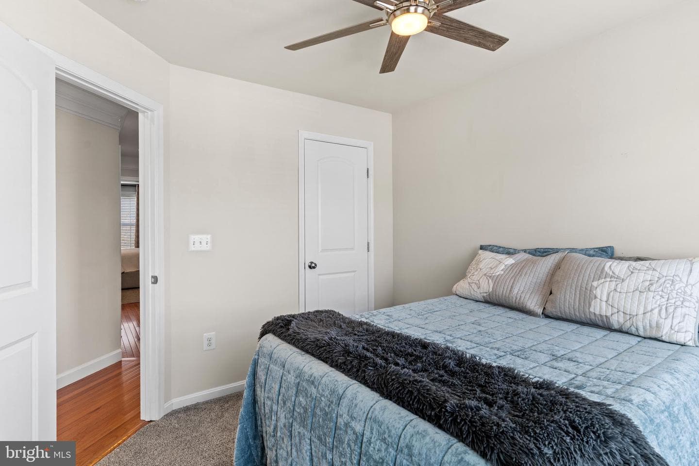1401 Occoquan Heights Court photo 12