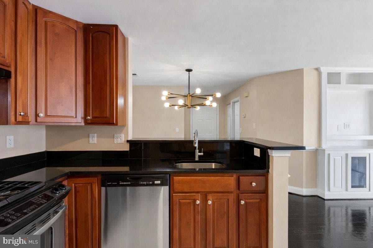 1031 Gardenview Loop #201 photo 11