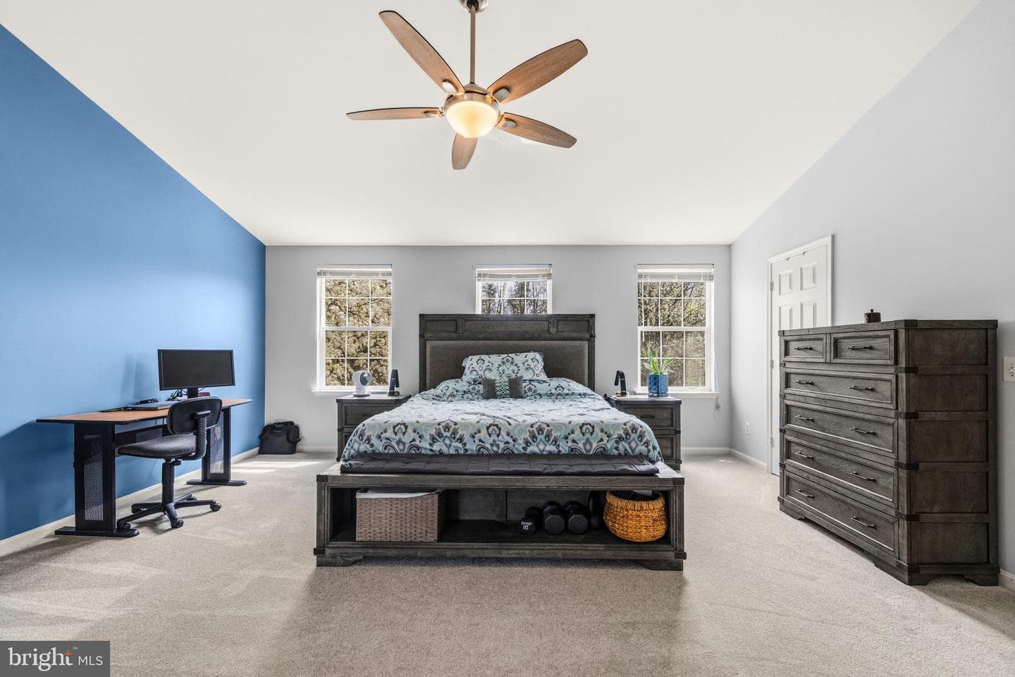 2932 Nicely Court photo 5