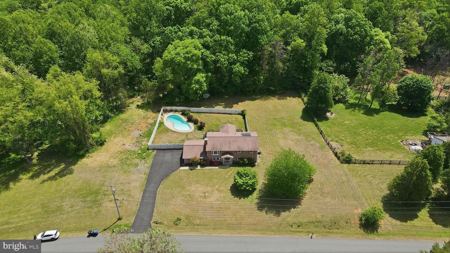4211 Jackson Mill Road photo 2