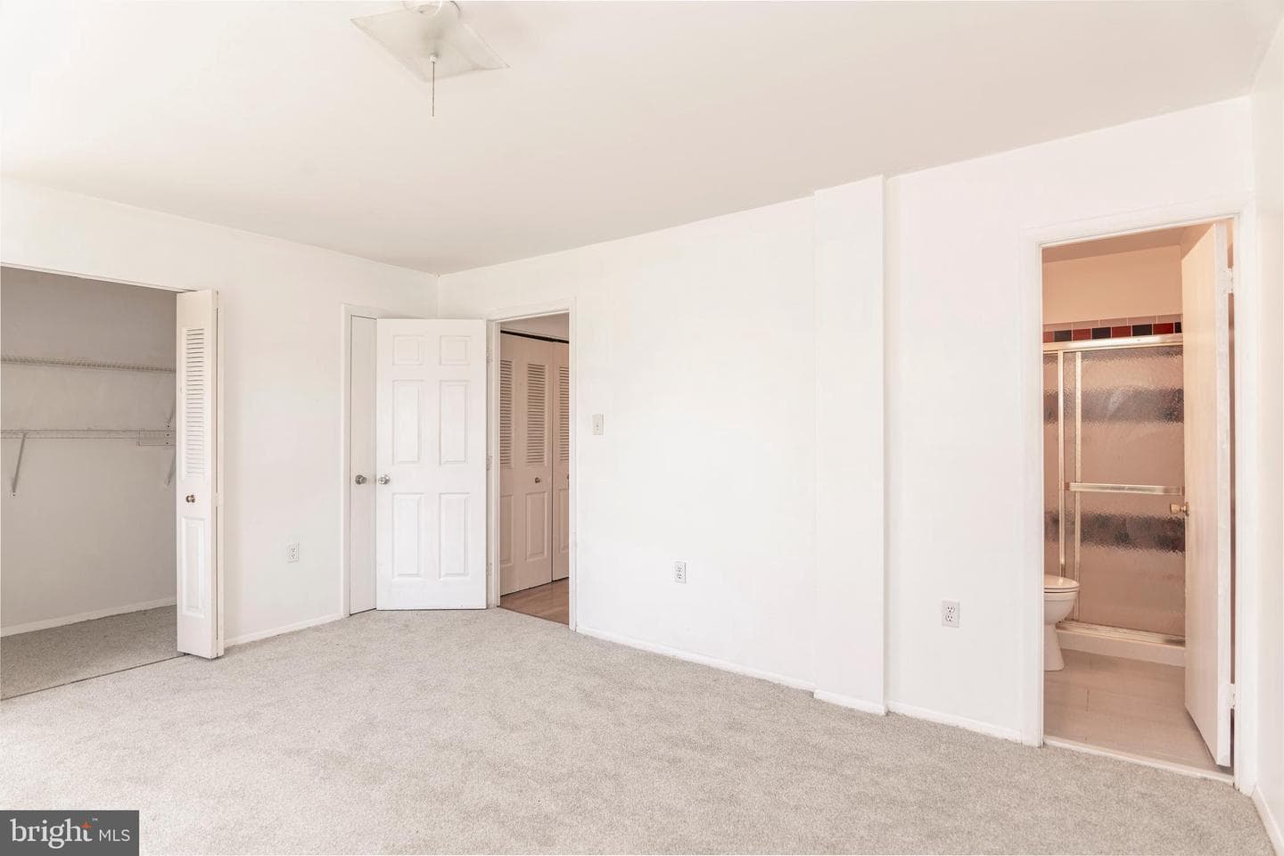 10722 Meadow Grove Court photo 14
