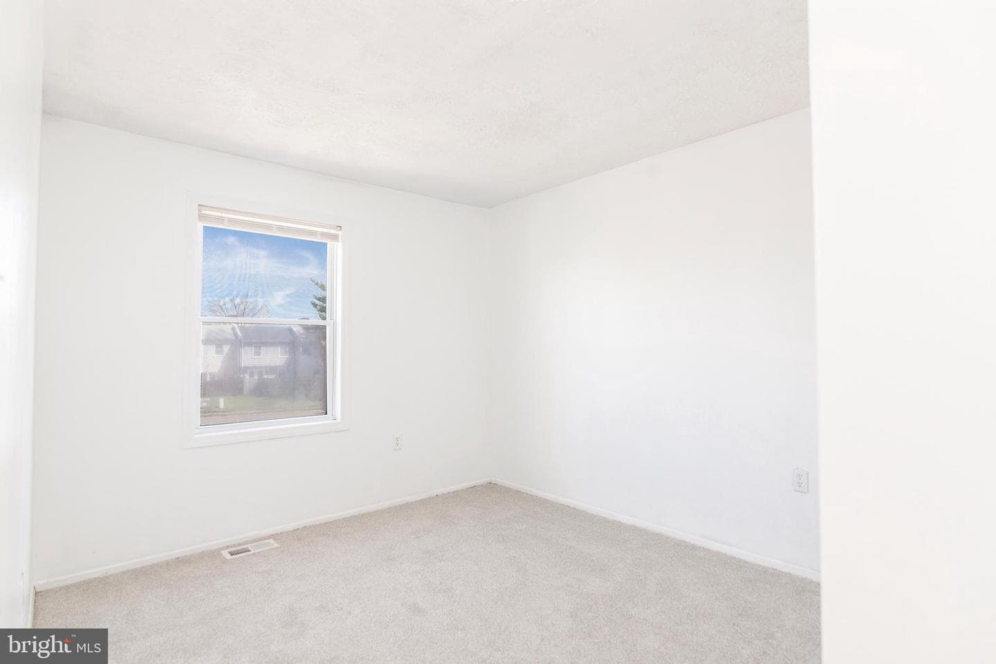 10722 Meadow Grove Court photo 21