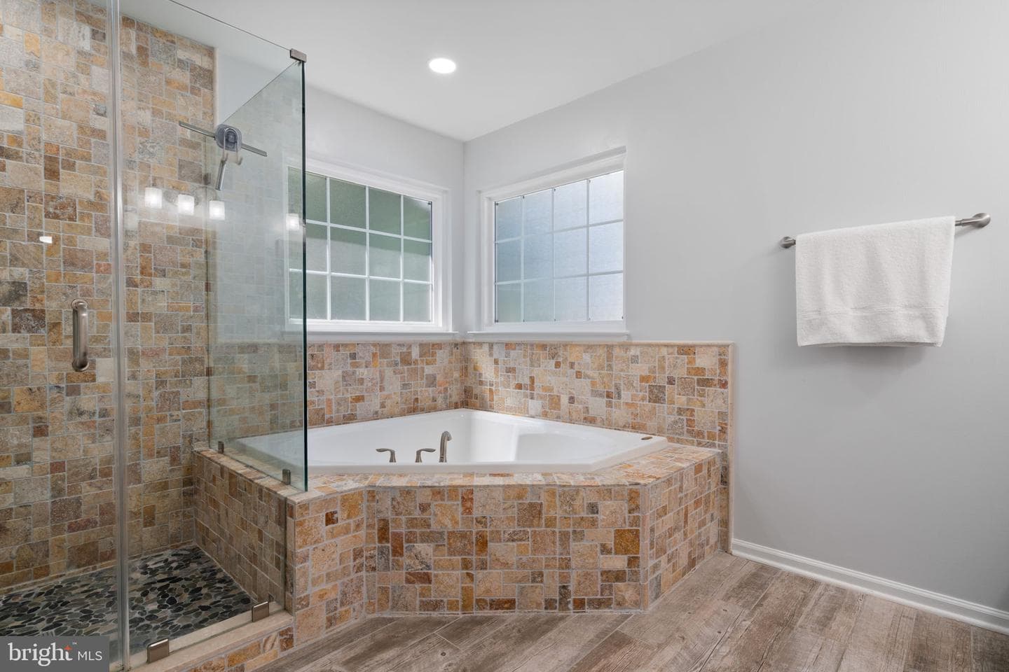 6472 Colonial Village Loop photo 34