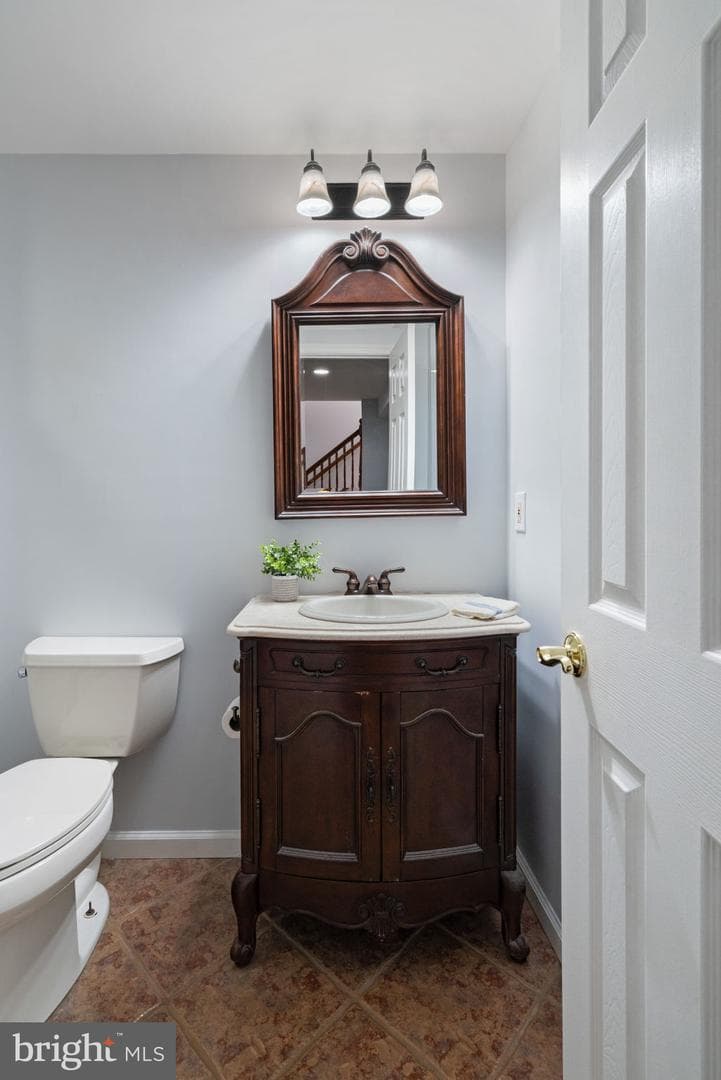 6472 Colonial Village Loop photo 59