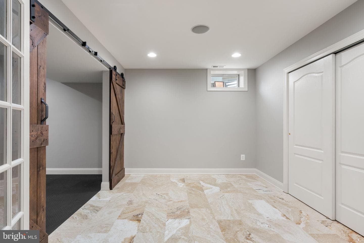 5342 Chaffins Farm Court photo 48