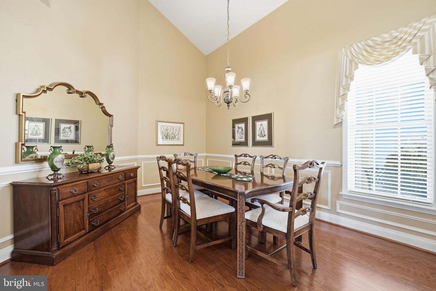 6369 Avington Place photo 13