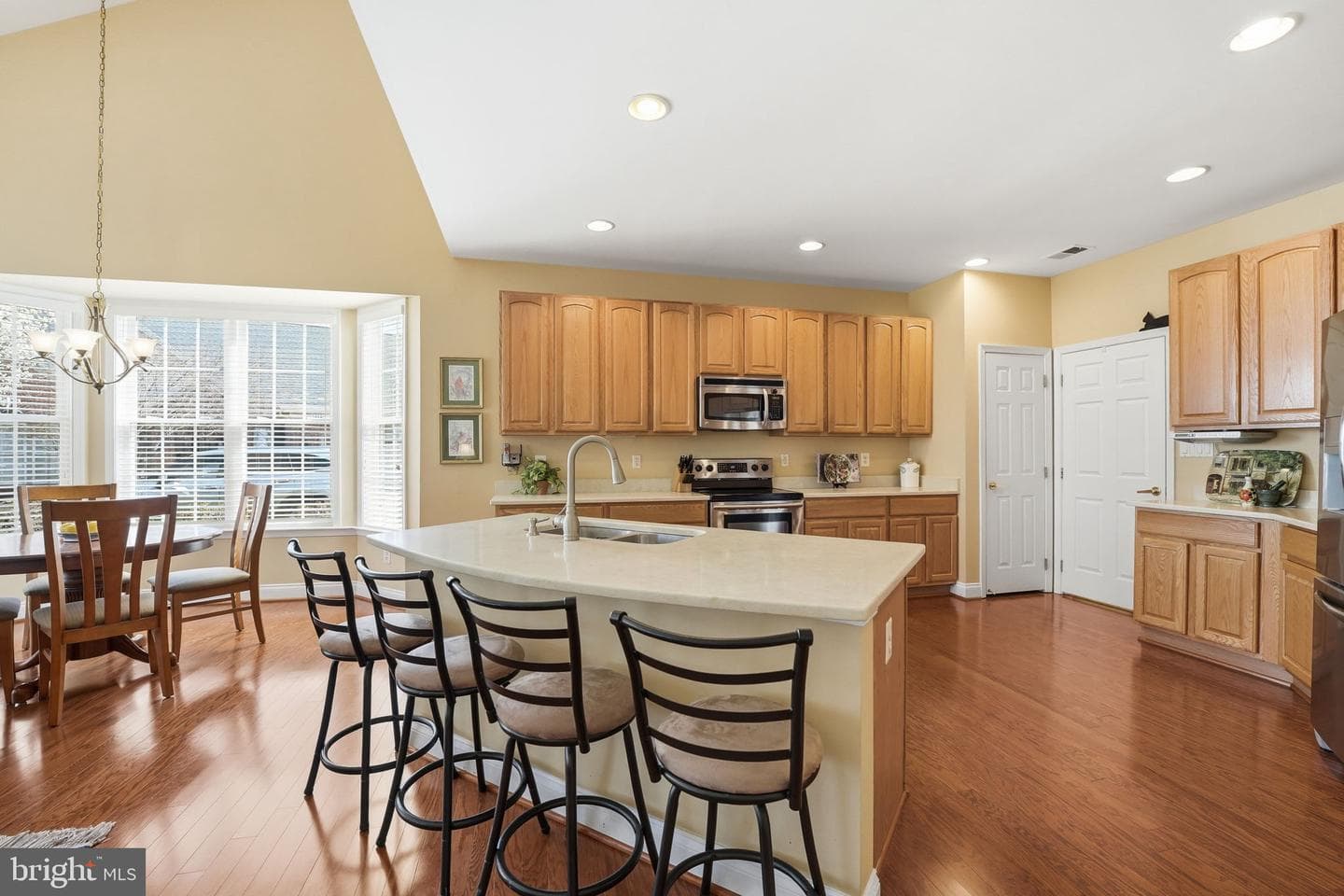 6369 Avington Place photo 15