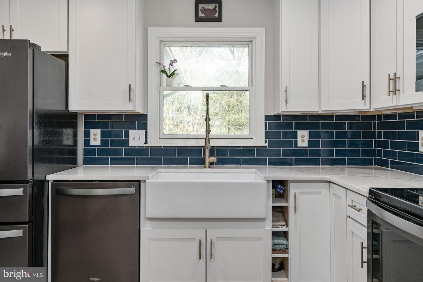 15195 Dyers Road photo 16
