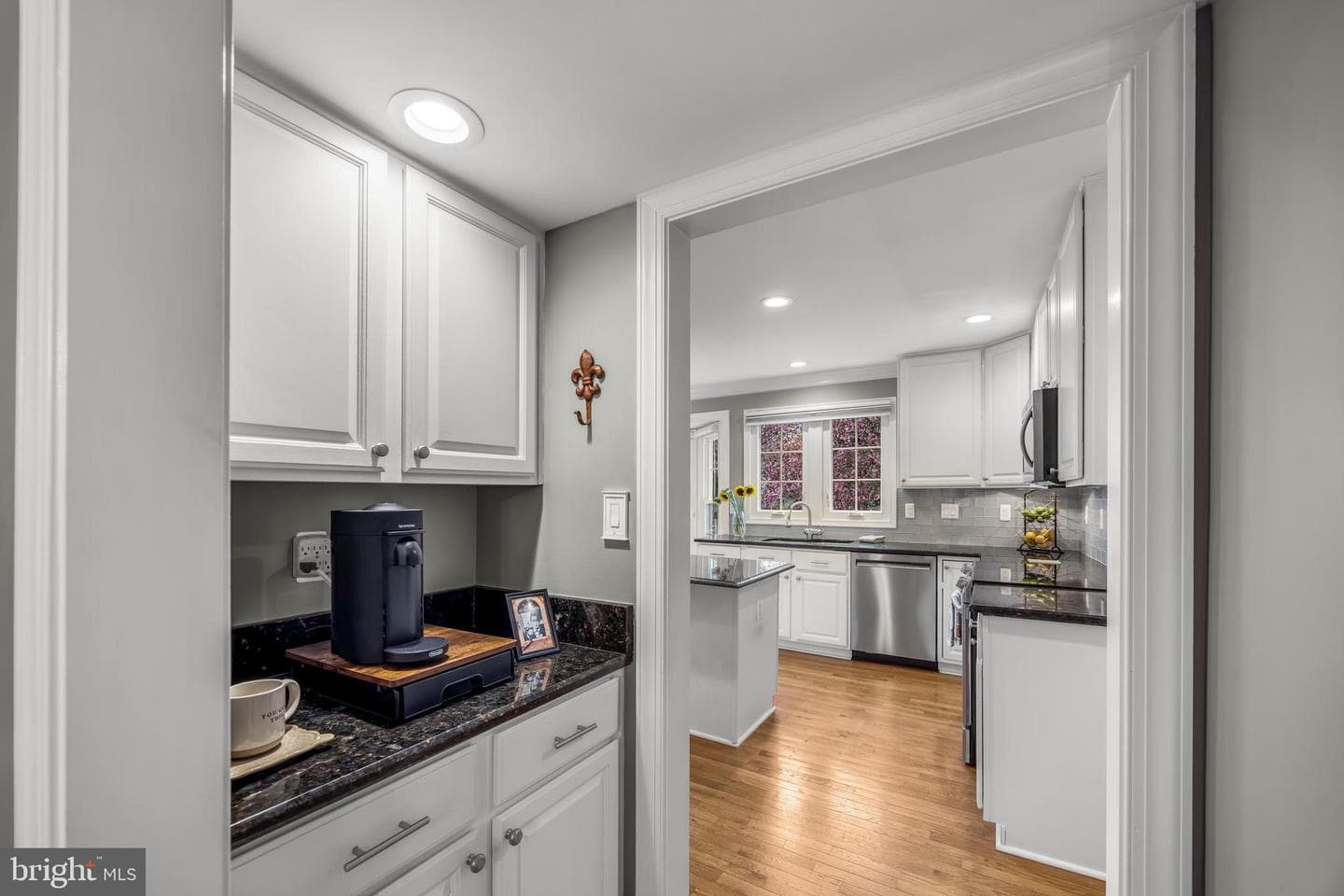 4326 Marhalt Place photo 13
