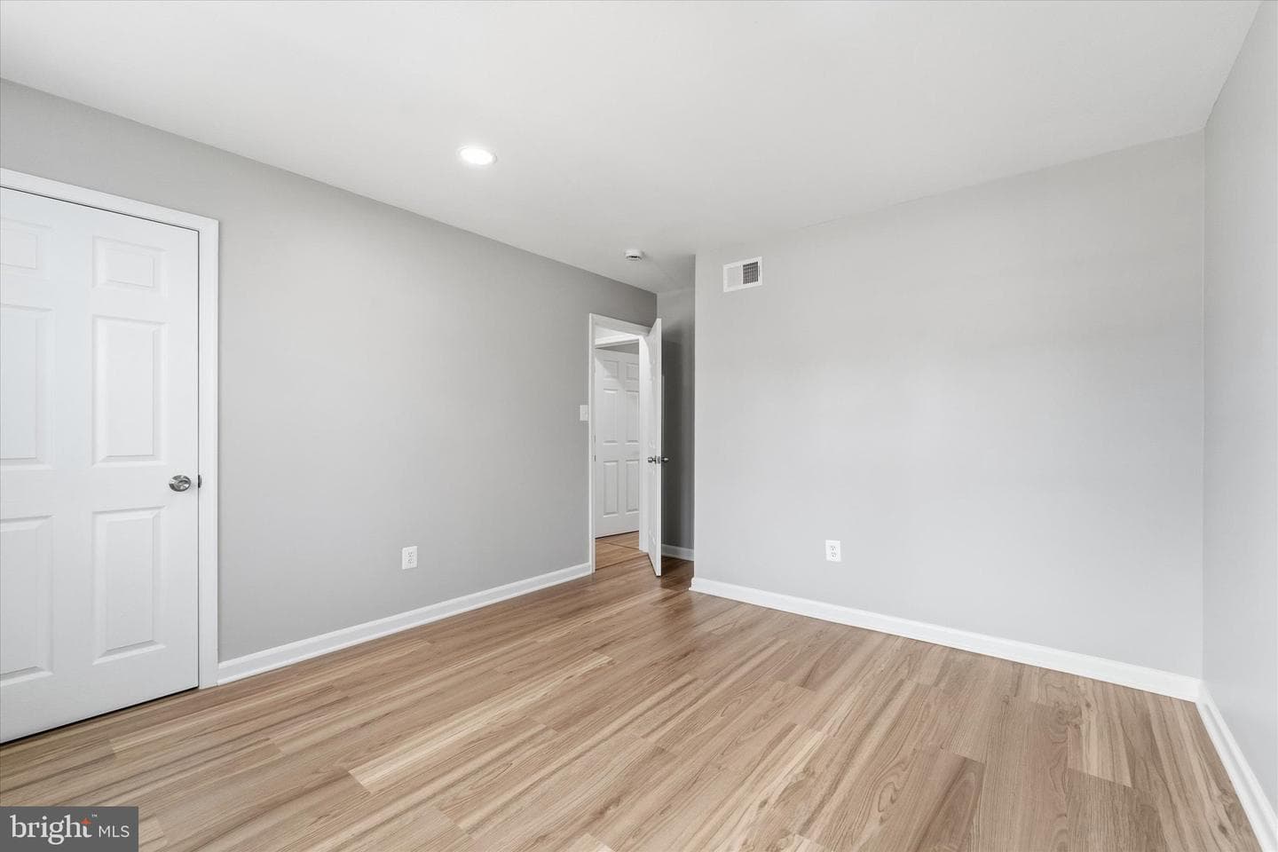 13101 Kurtz Road photo 32