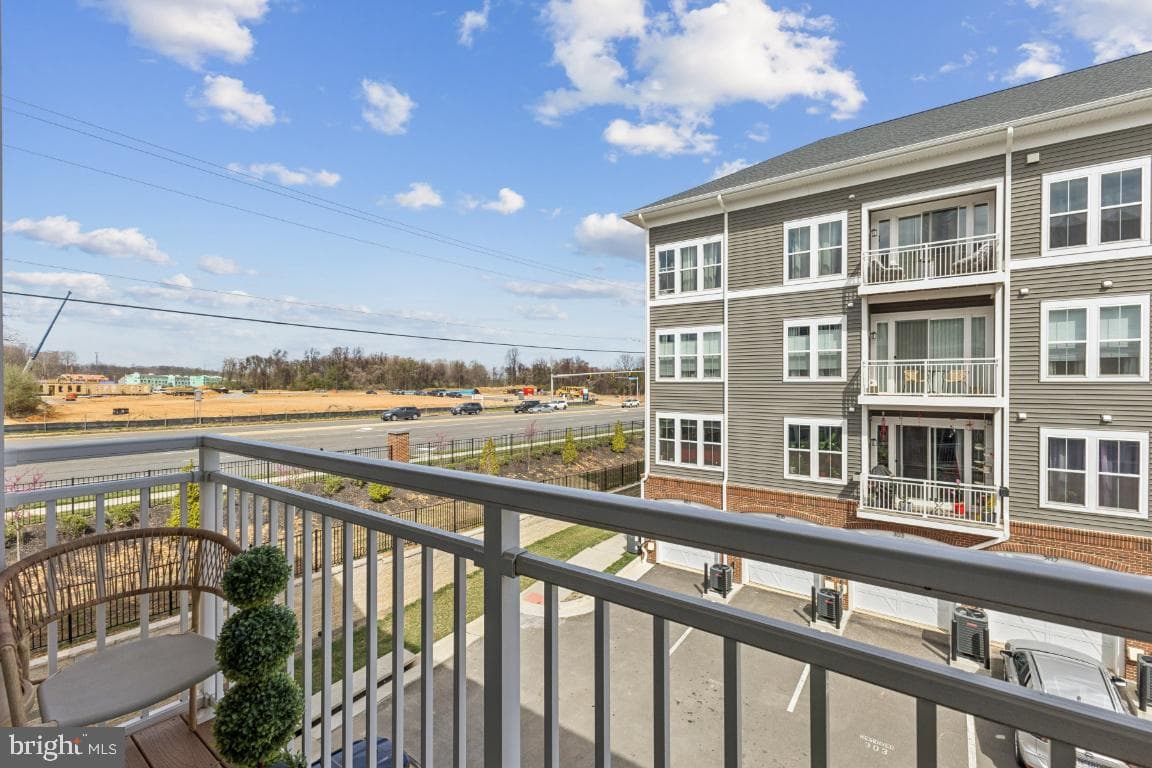 3720 Havertill Lane #306 photo 31