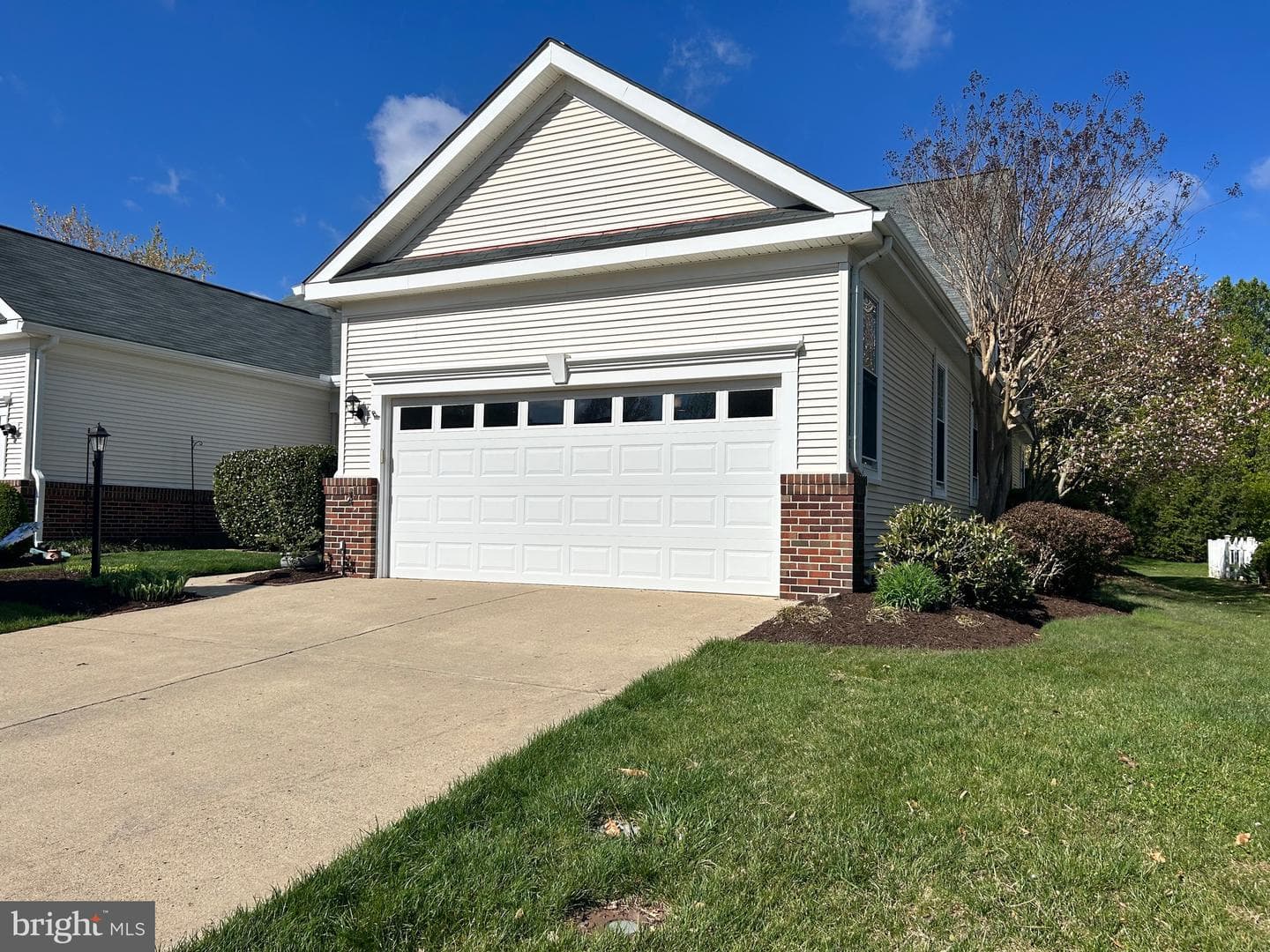 6938 Walnut Hill Drive photo 2