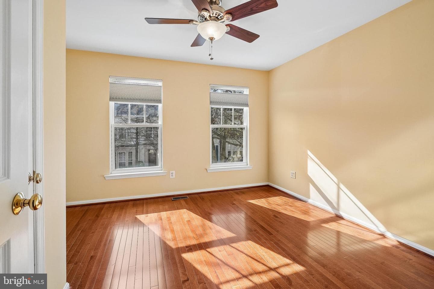 13754 Fleet St photo 28