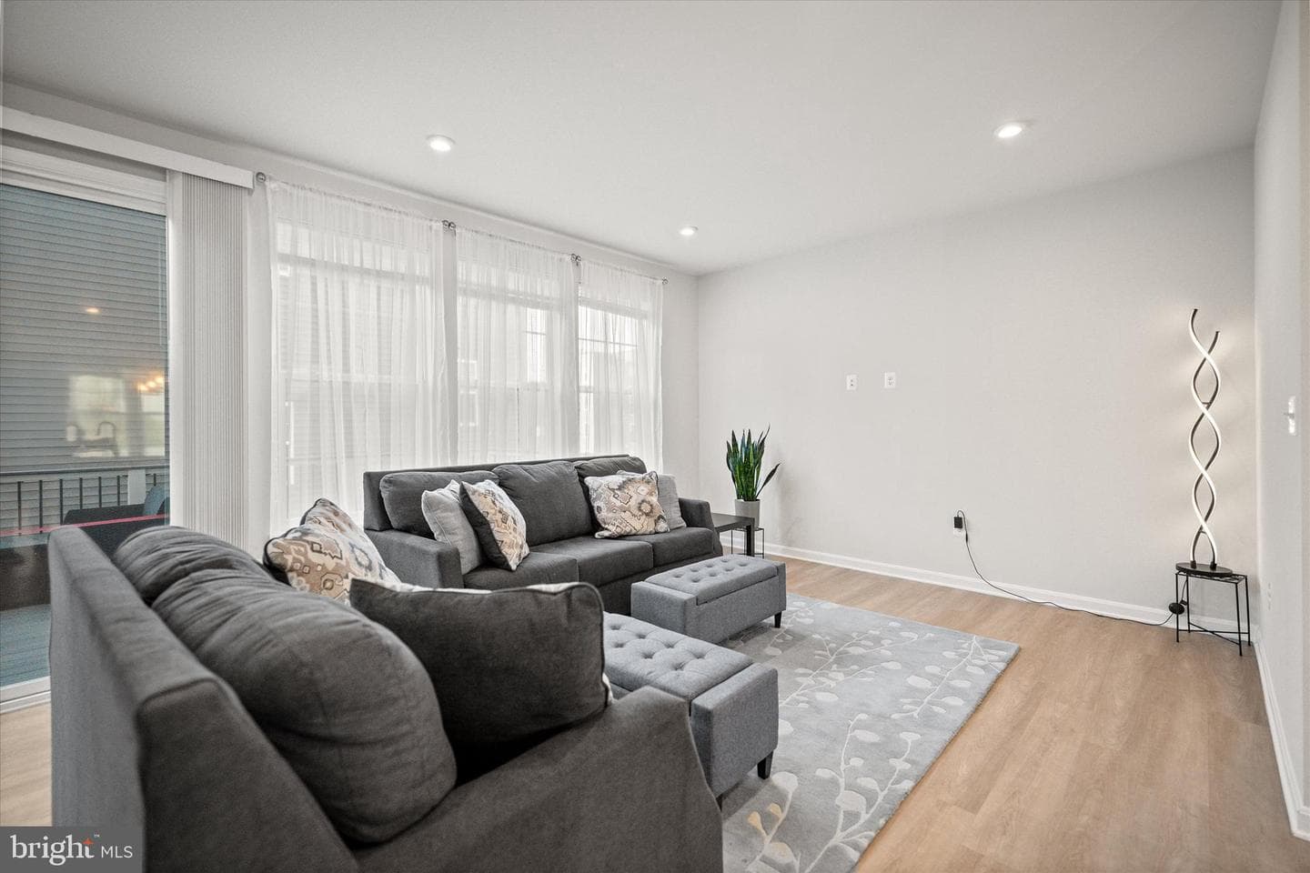 18218 Summit Pointe Drive photo 9