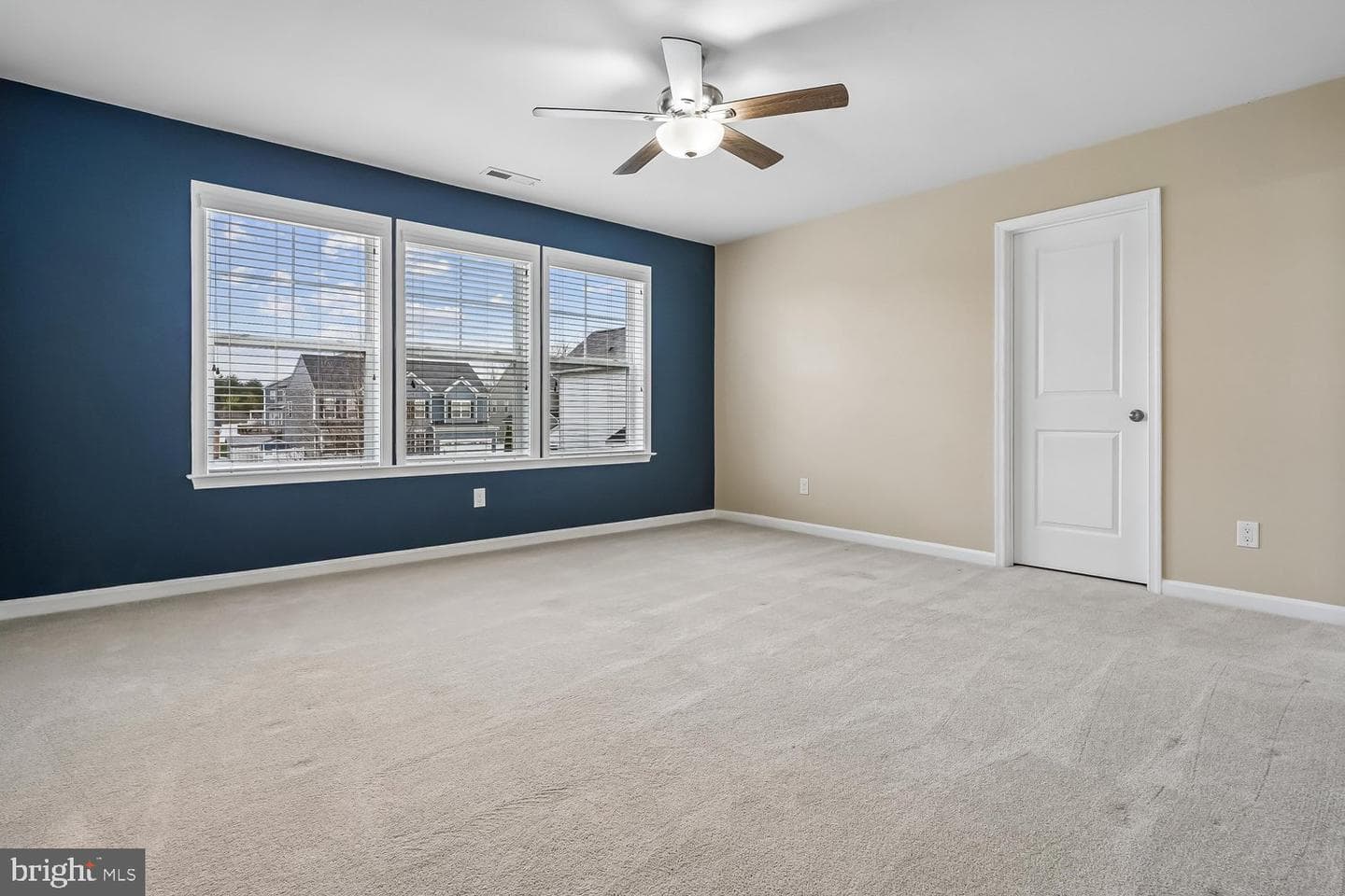 4009 Granary View Court photo 38