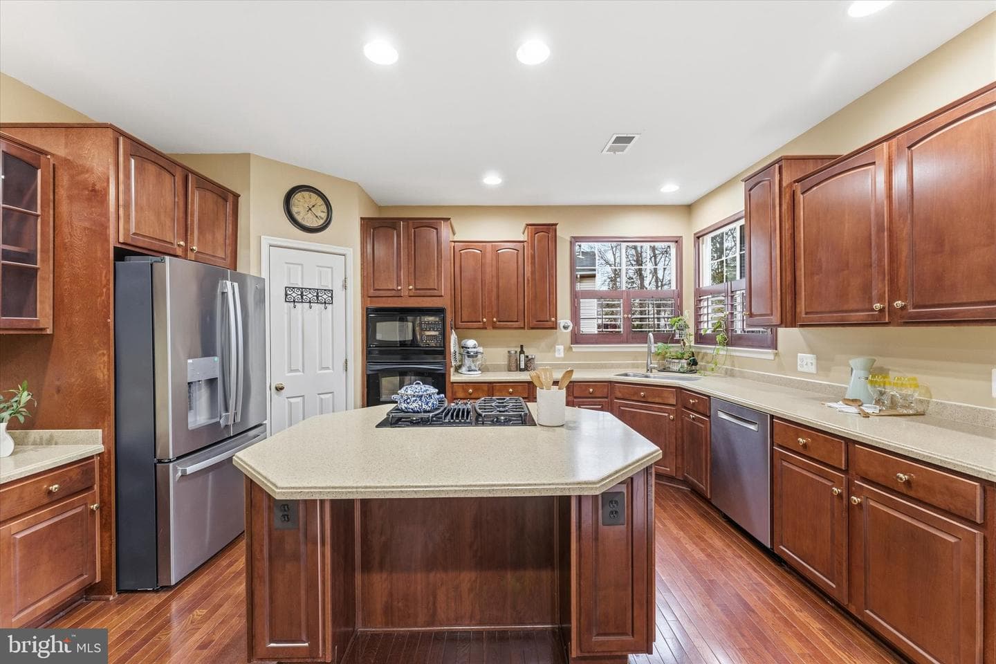 9325 Rustic Breeze Court photo 12