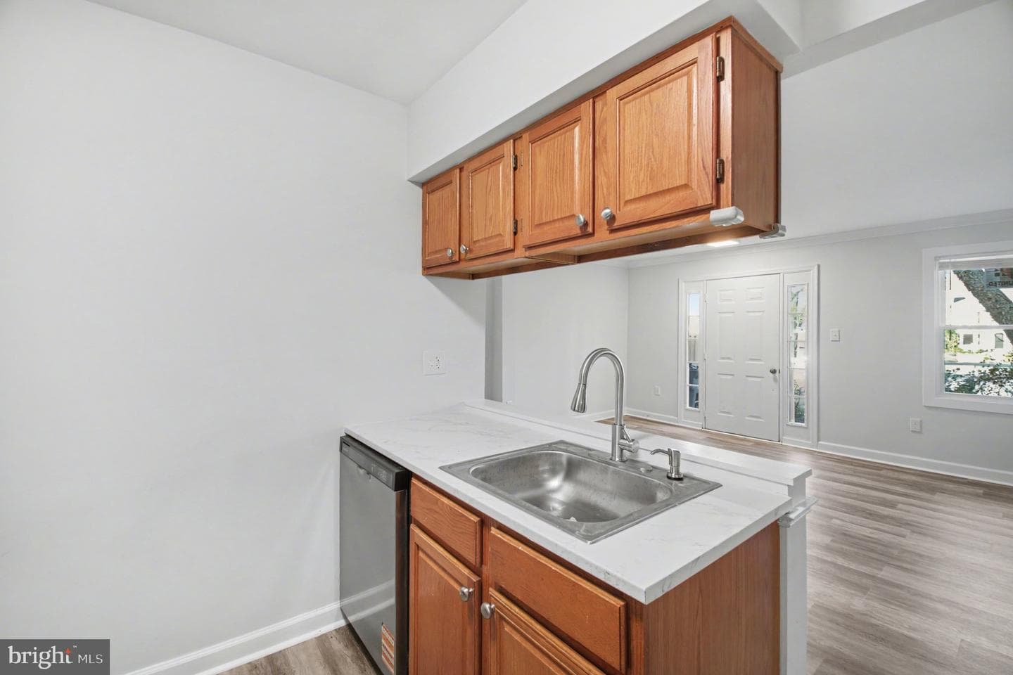 12101 Salemtown Drive photo 5