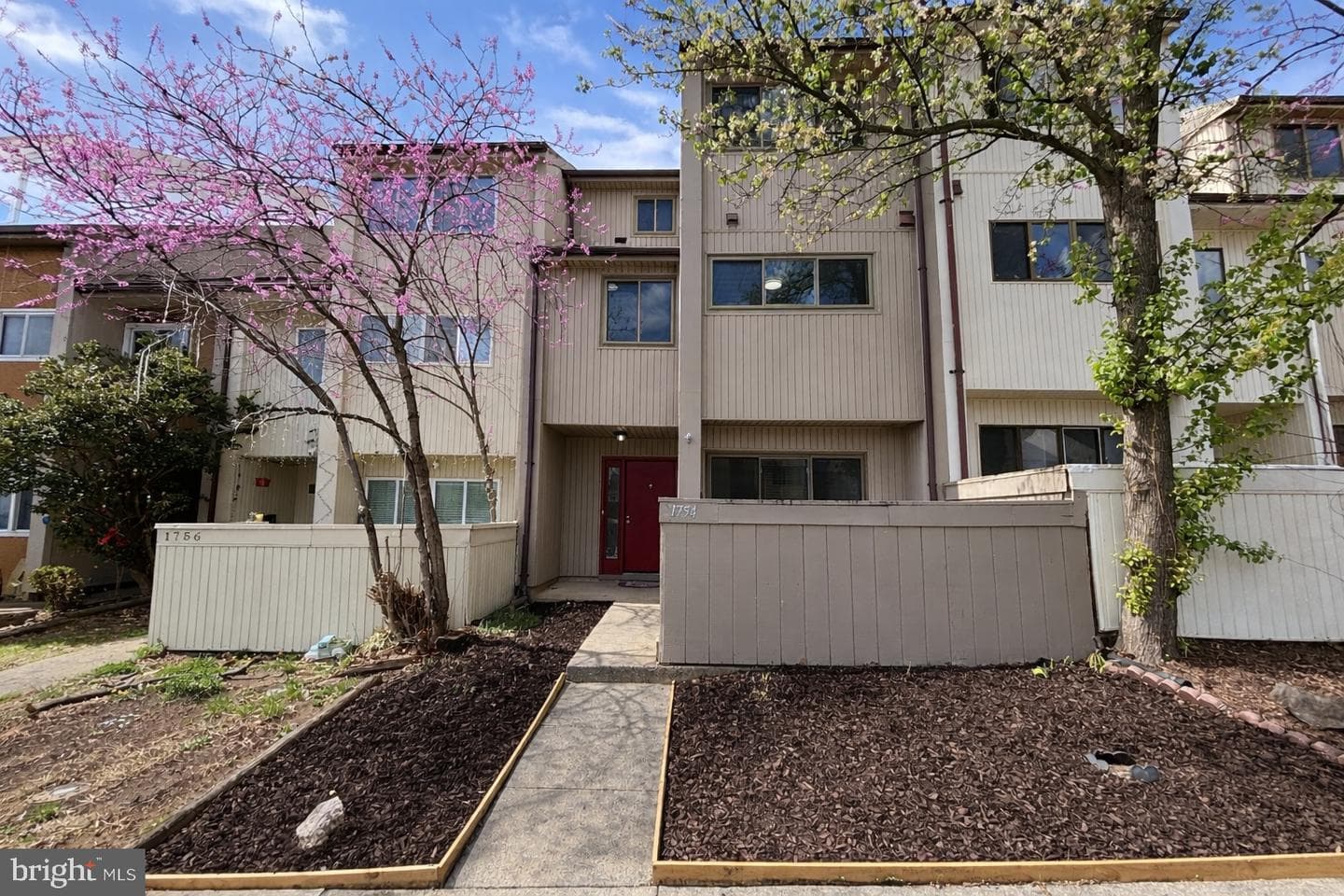1754 Powder Horn Terrace photo 4