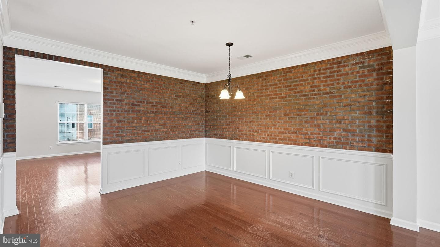 15360 Kensington Park Drive photo 17