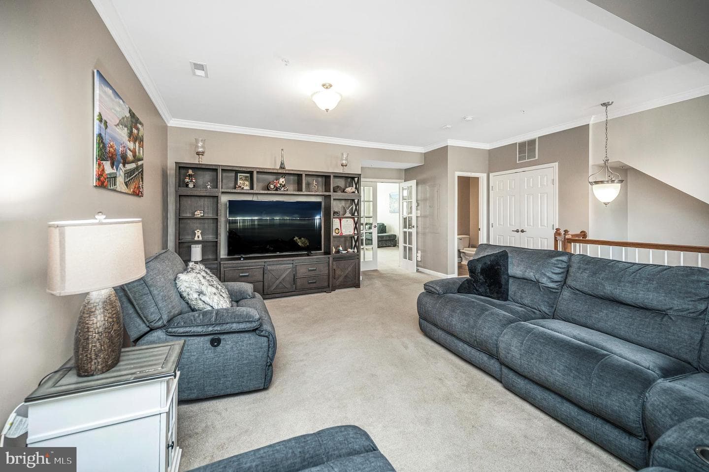 15057 Leicestershire Street photo 5