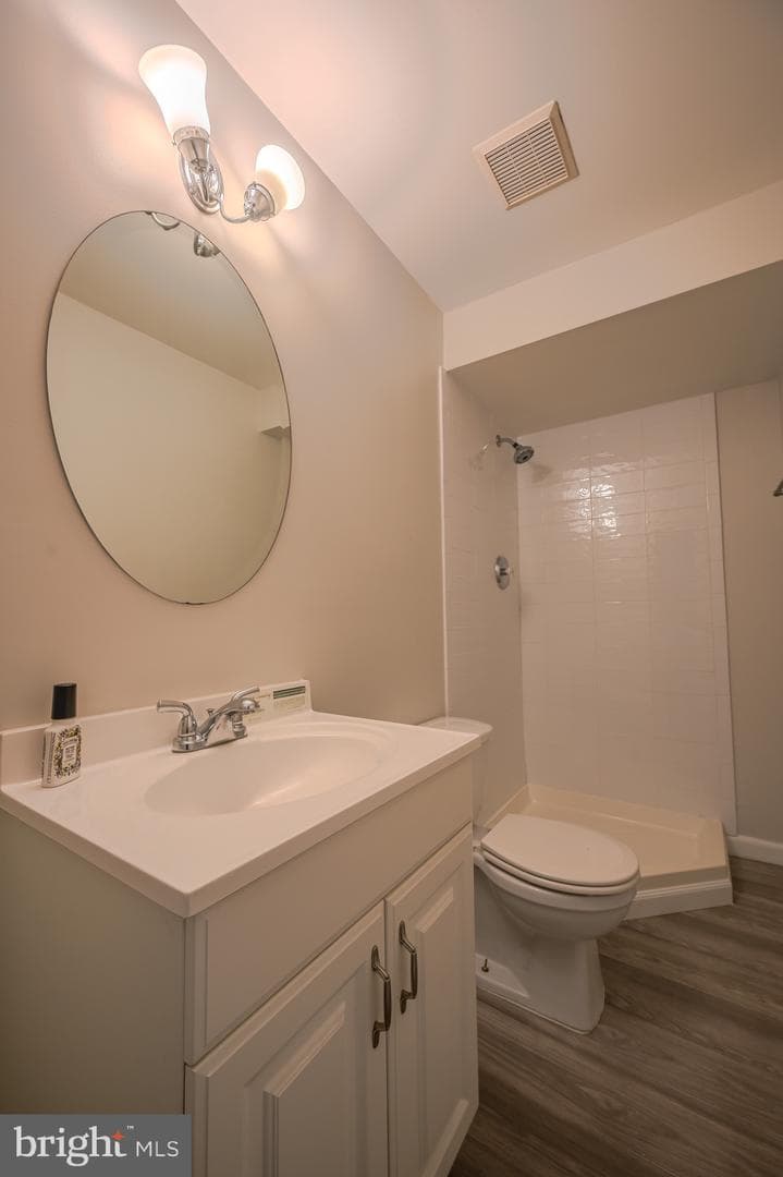 14719 Stratford Drive photo 28