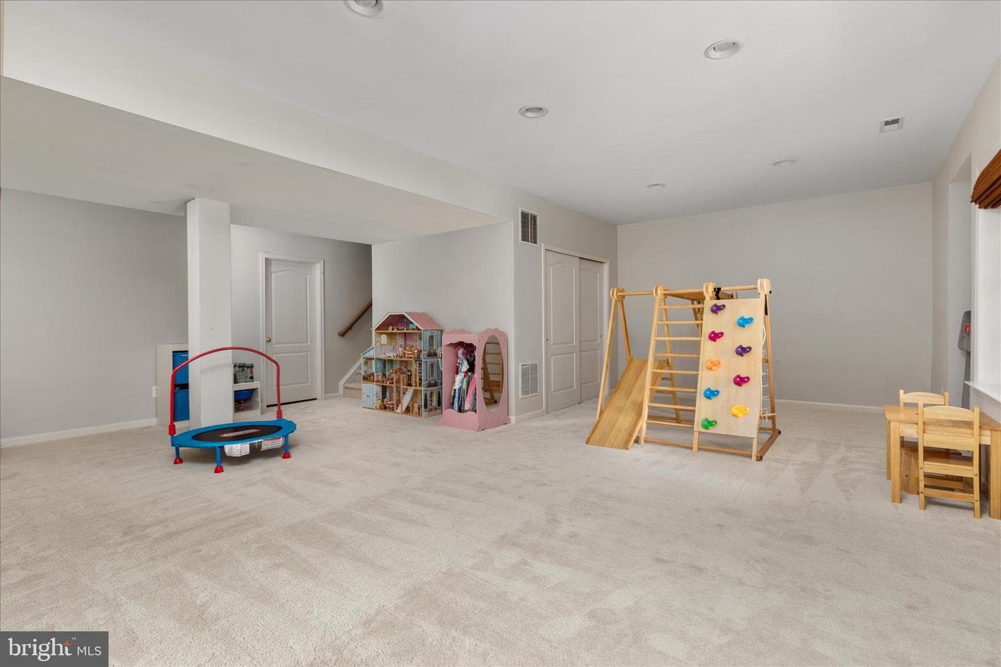 5558 Arrowfield Terrace photo 35