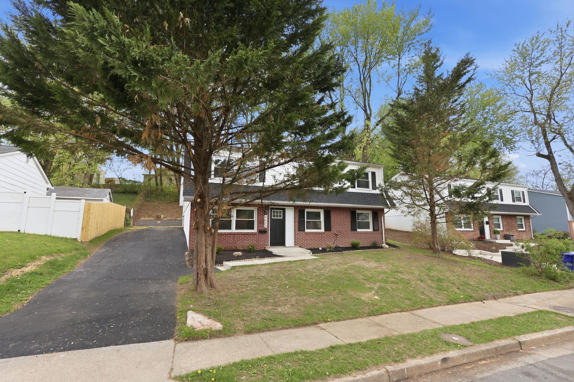 4423 Kenwood Drive photo 3