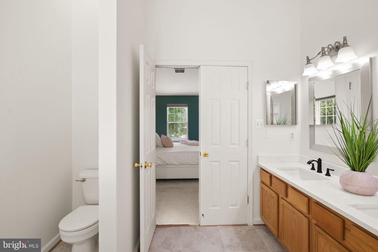 12328 Grimsby Lane photo 31