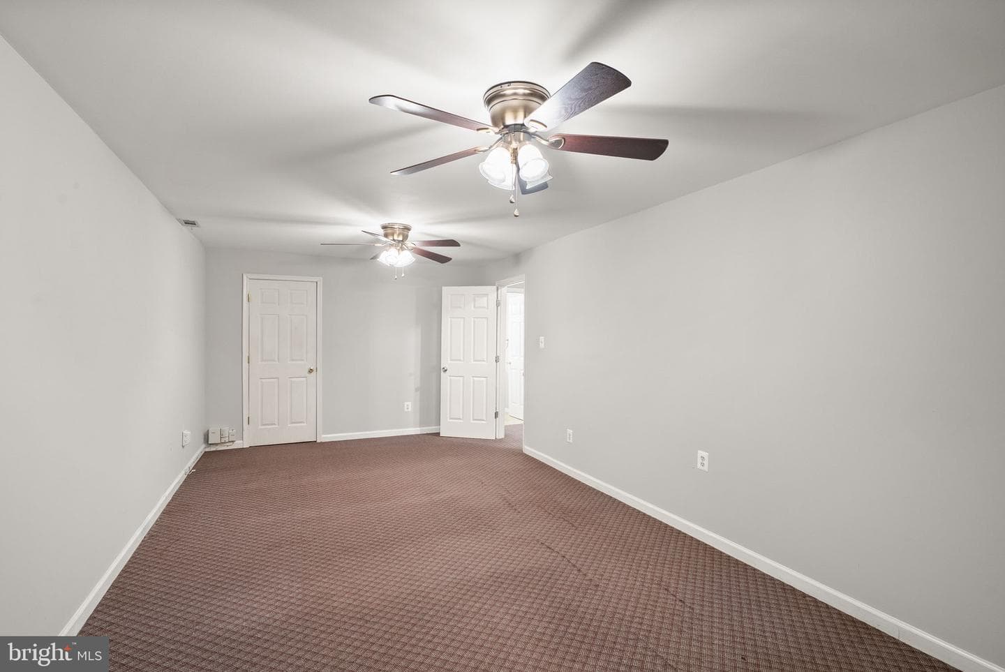 12328 Grimsby Lane photo 47
