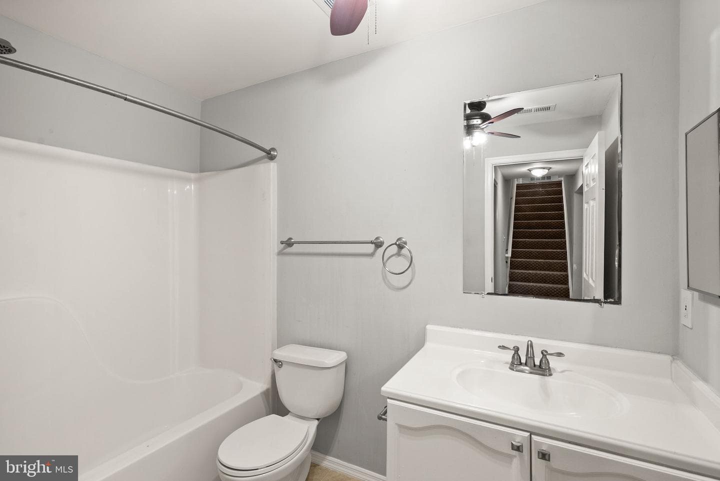 12328 Grimsby Lane photo 48