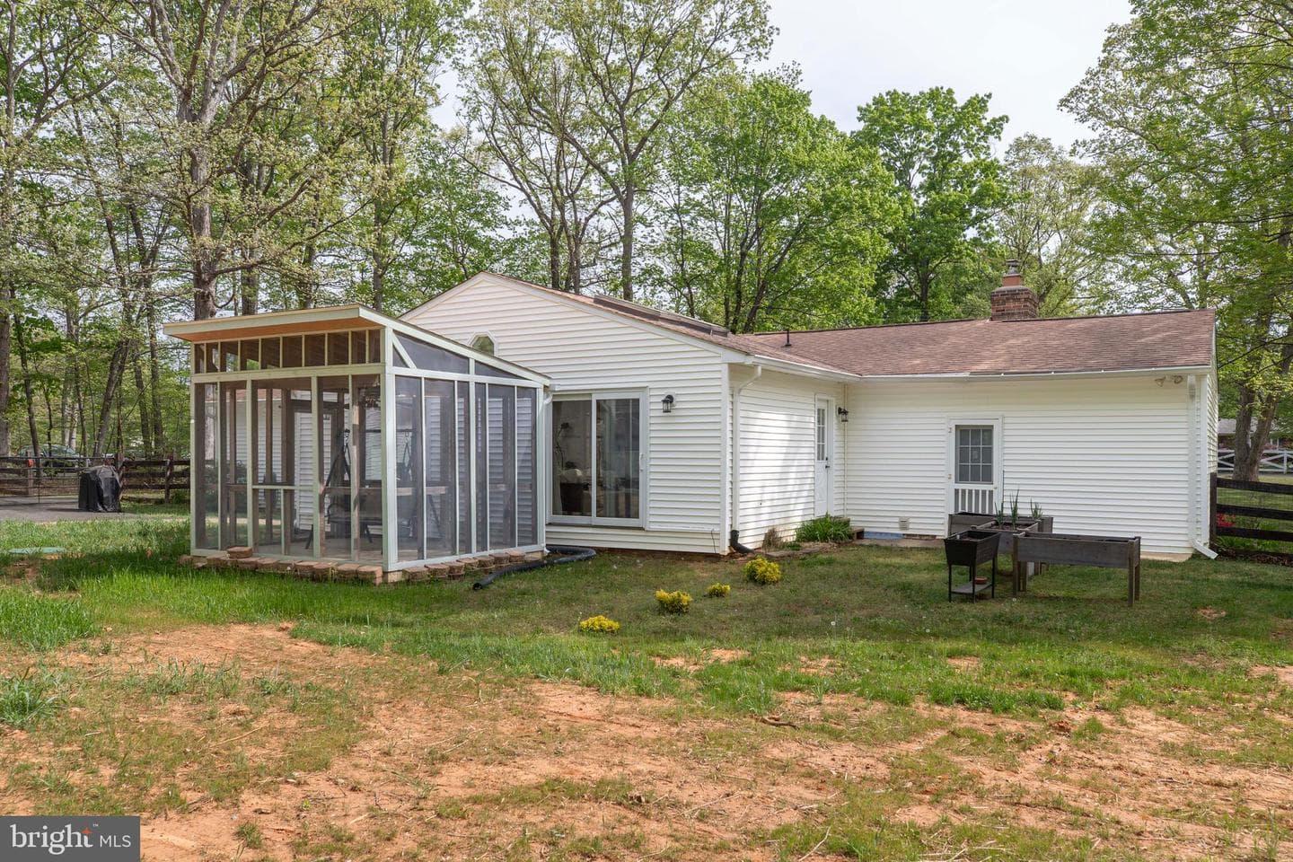 13660 Van Doren Road photo 10