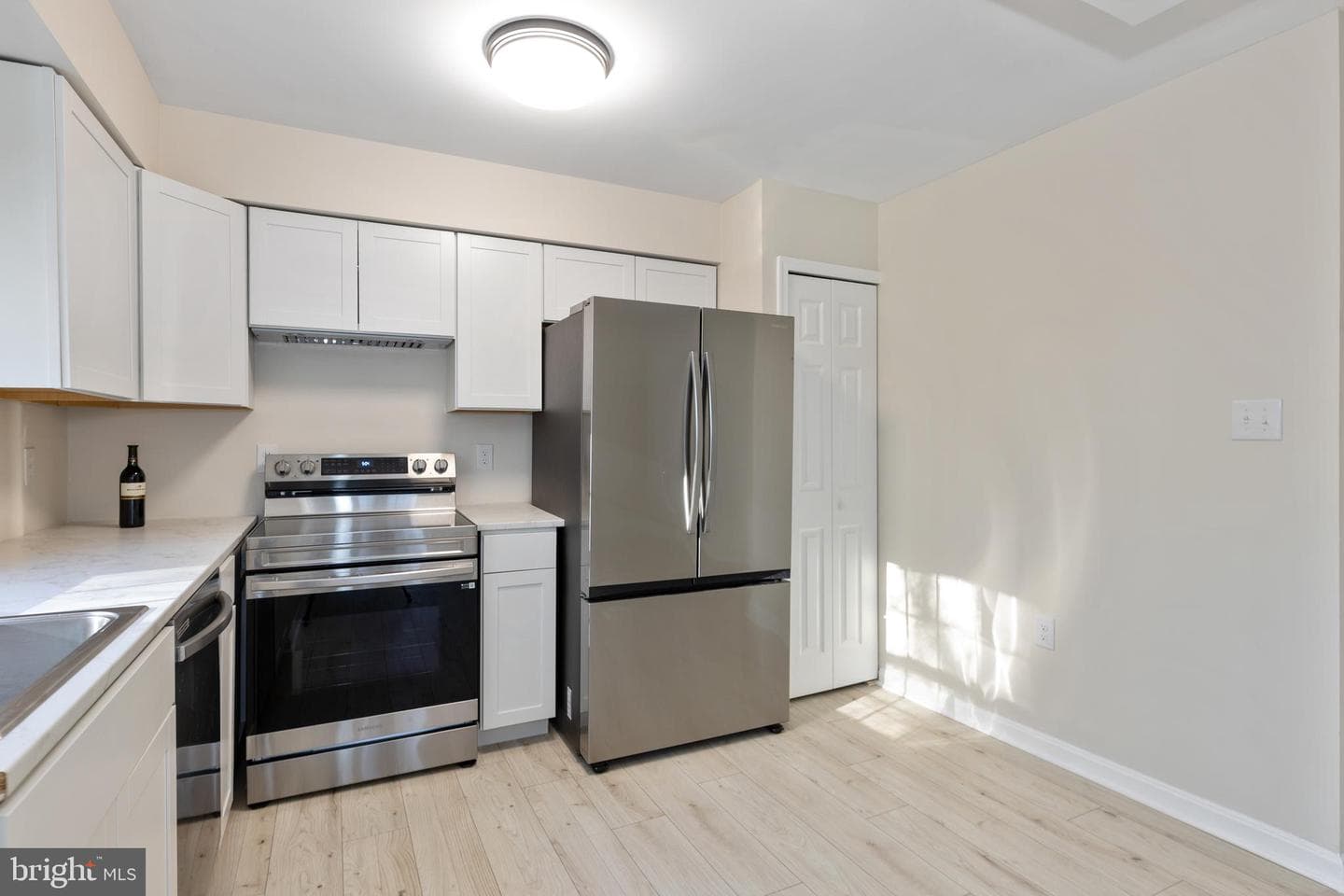 5121 Spring Branch Boulevard photo 11