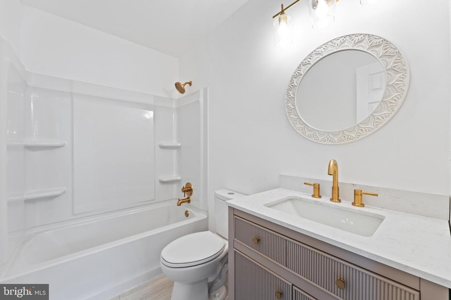 5121 Spring Branch Boulevard photo 23