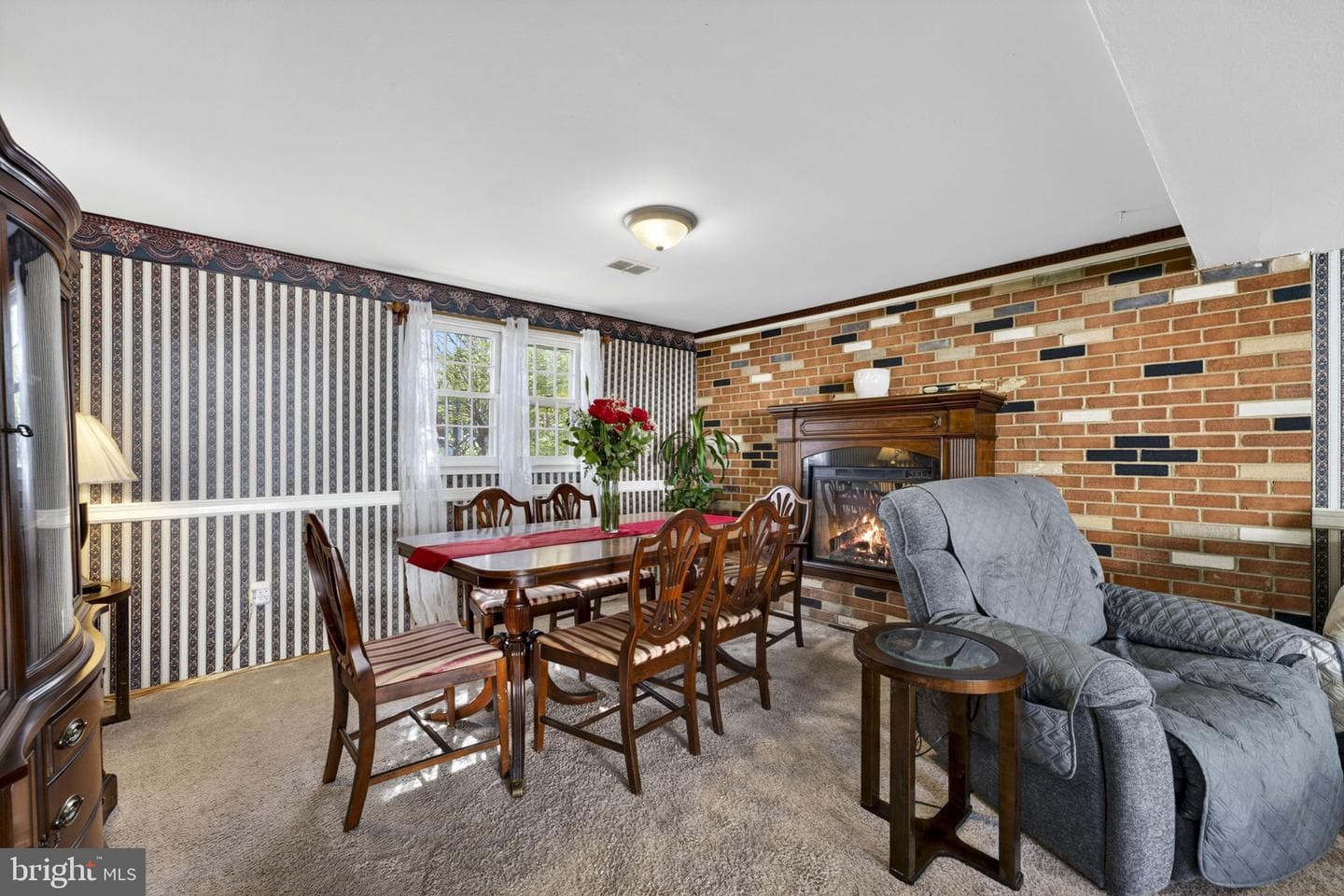 9812 Lomond Drive photo 44